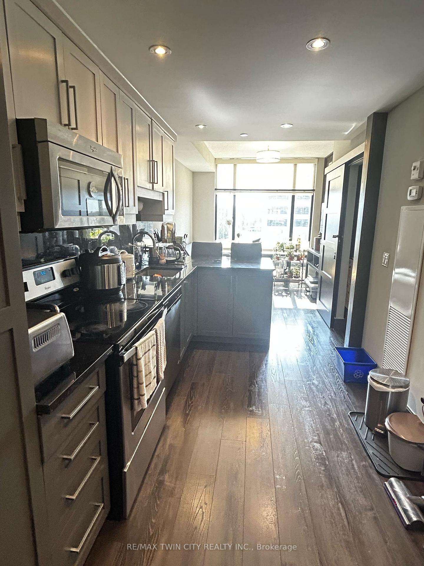 Photo 7 of Unit C- 330, 330 Philip Street, Waterloo, Downtown Waterloo — HOMEH