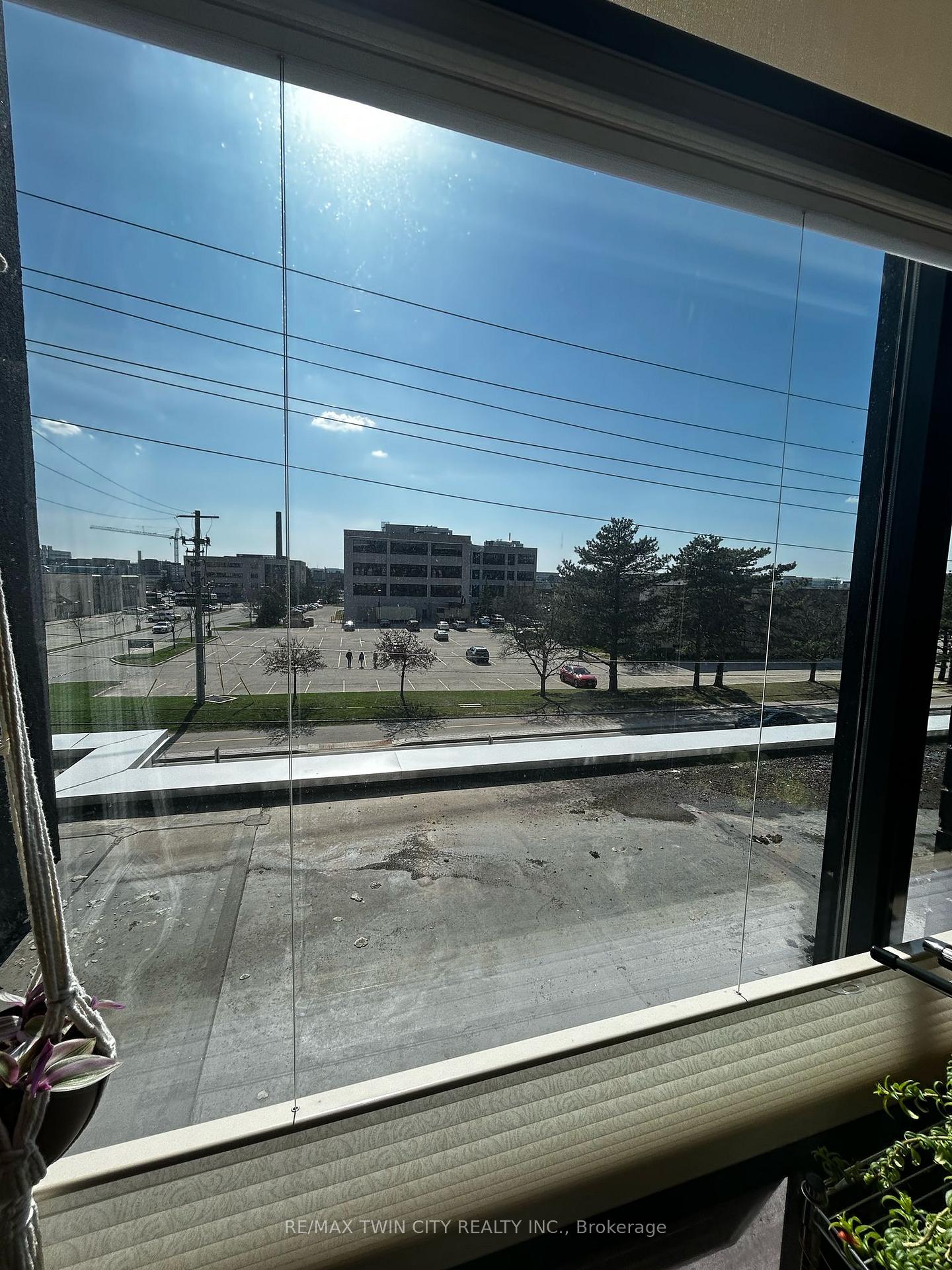 Photo 10 of Unit C- 330, 330 Philip Street, Waterloo, Downtown Waterloo — HOMEH