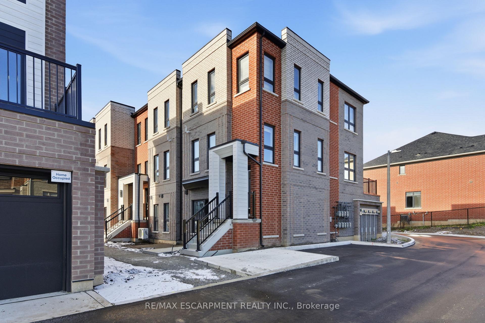 Photo 1 of Unit 29, 70 Kenesky Drive, Hamilton, Waterdown — HOMEH
