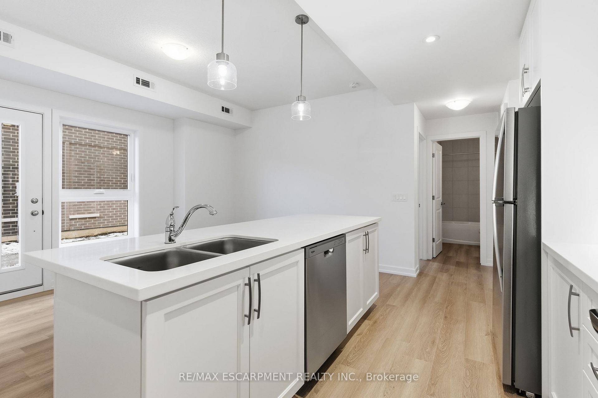 Photo 33 of Unit 29, 70 Kenesky Drive, Hamilton, Waterdown — HOMEH
