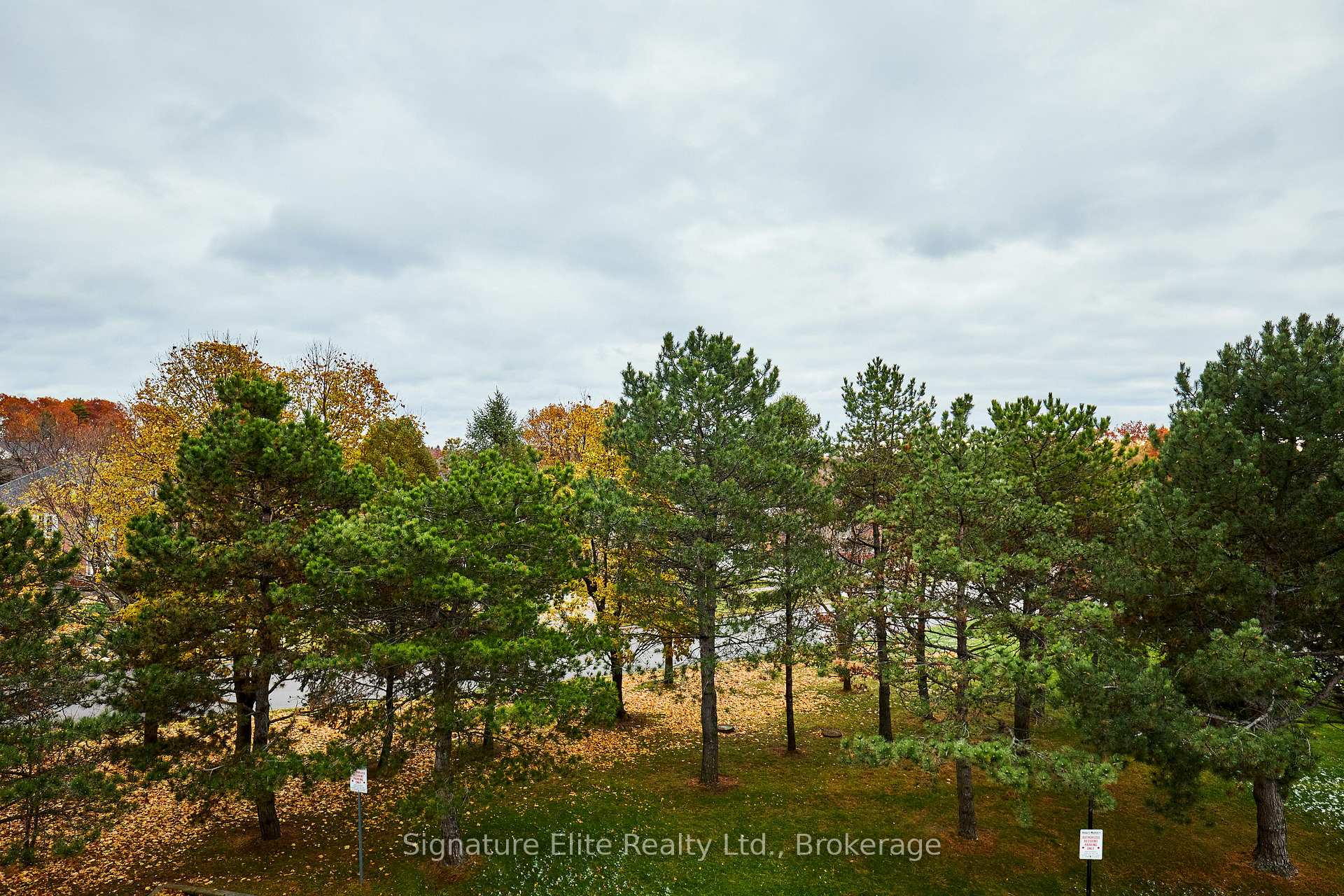 Photo 7 of Unit 404, 189 Lake Driveway W, Ajax, South West — HOMEH