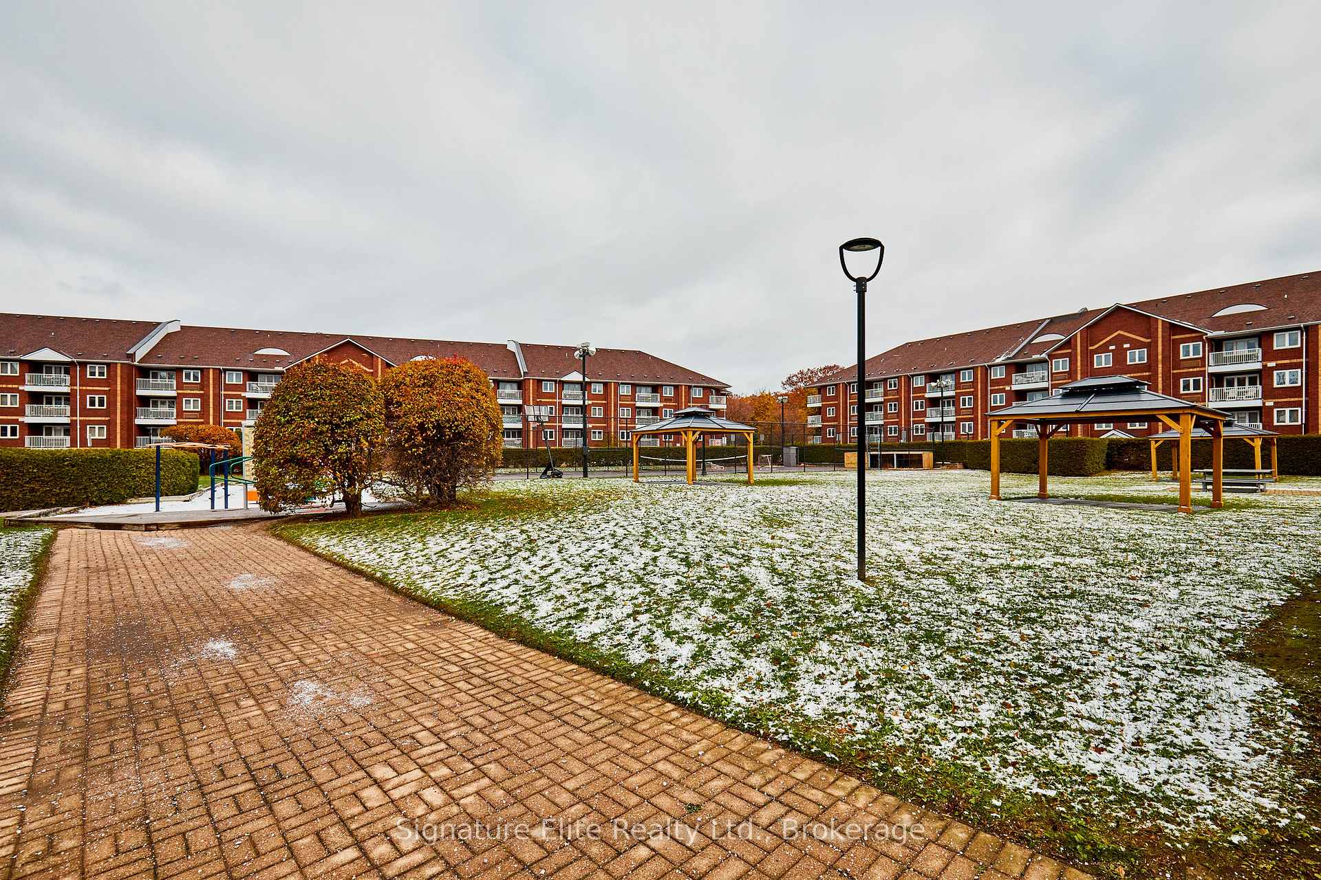 Photo 51 of Unit 404, 189 Lake Driveway W, Ajax, South West — HOMEH