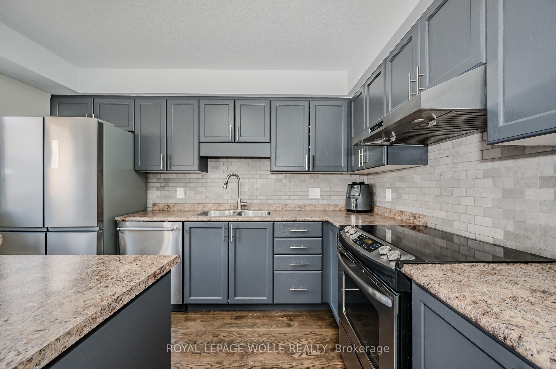 Photo 8 of Unit M62, 175 David Bergey Dr, Kitchener — HOMEH