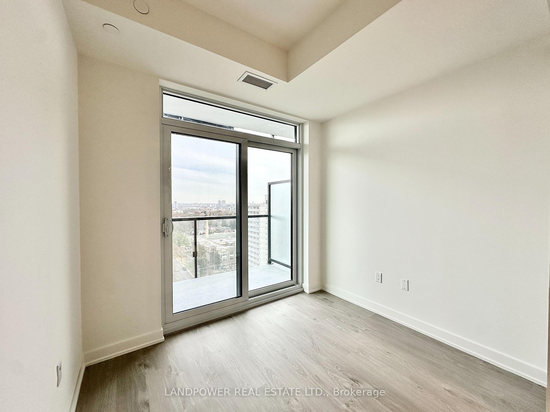 Photo 4 of Unit 1610, 110 Broadway Avenue, Toronto, Mount Pleasant West — HOMEH