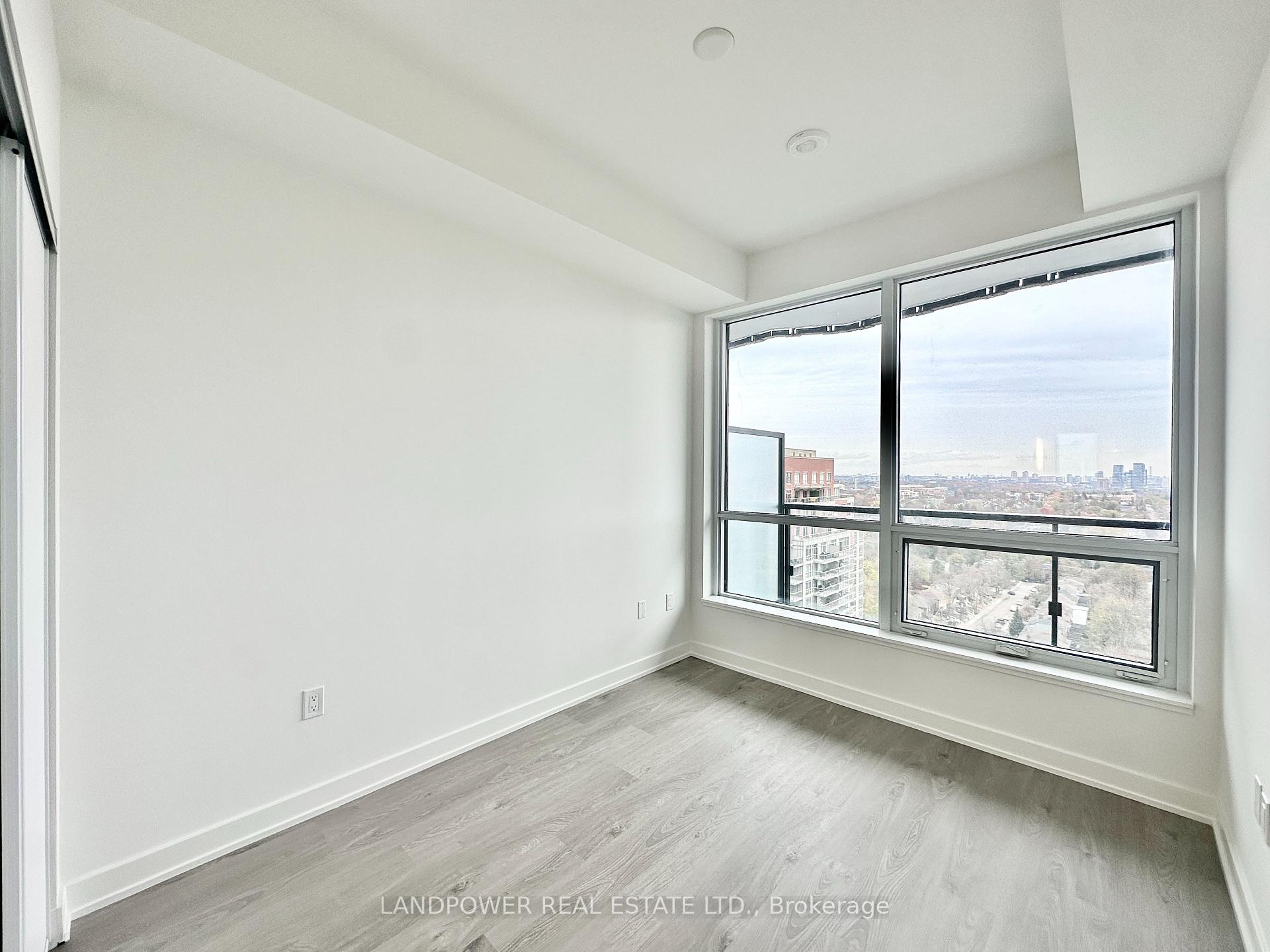 Photo 6 of Unit 1610, 110 Broadway Avenue, Toronto, Mount Pleasant West — HOMEH