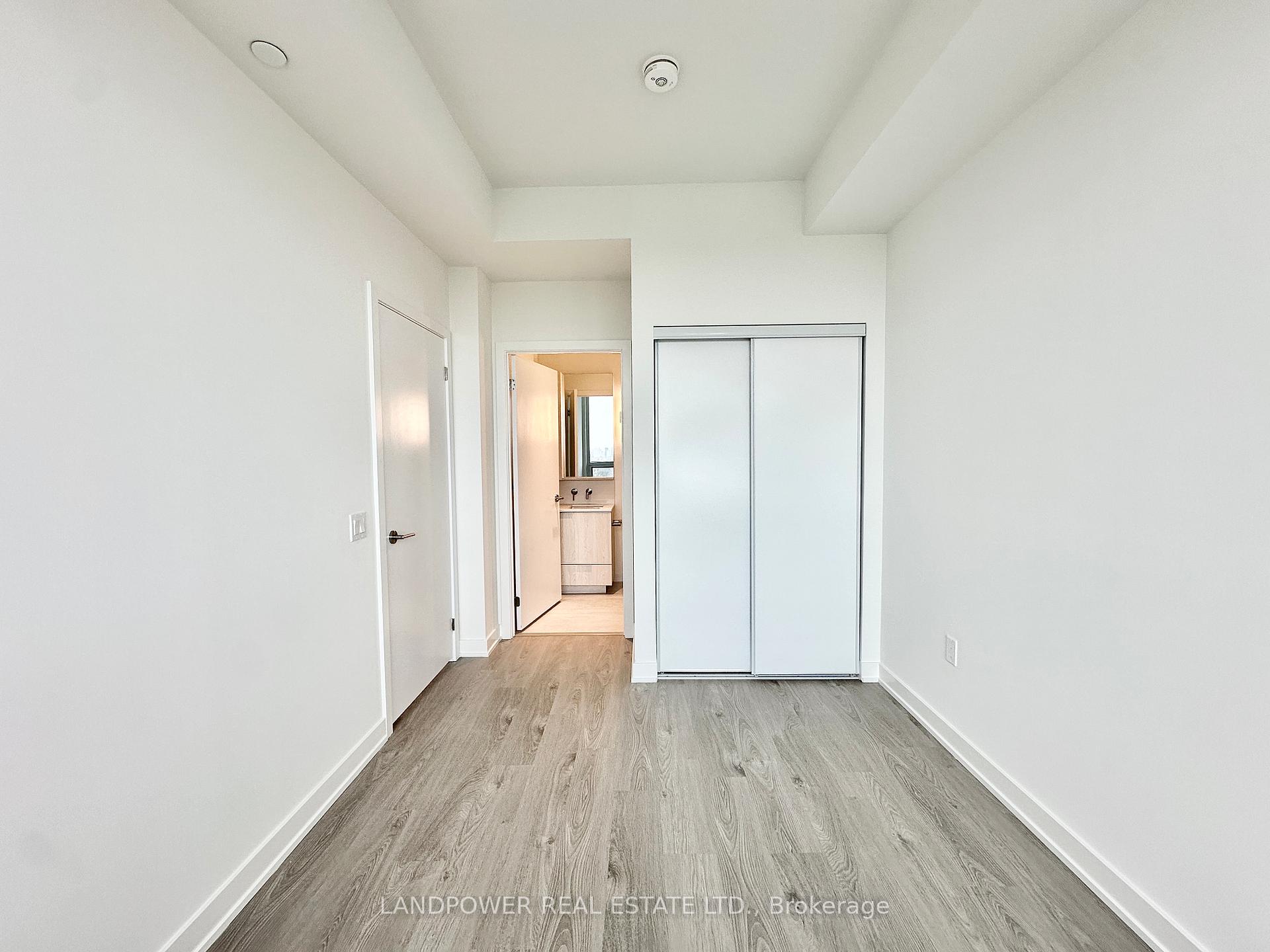 Photo 7 of Unit 1610, 110 Broadway Avenue, Toronto, Mount Pleasant West — HOMEH