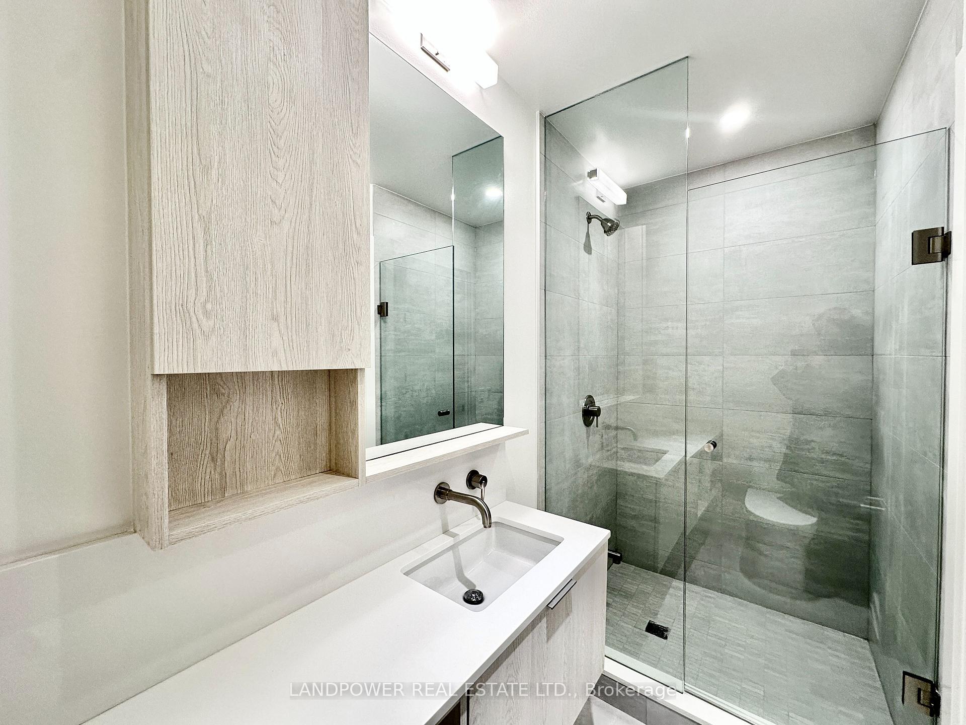 Photo 11 of Unit 1610, 110 Broadway Avenue, Toronto, Mount Pleasant West — HOMEH