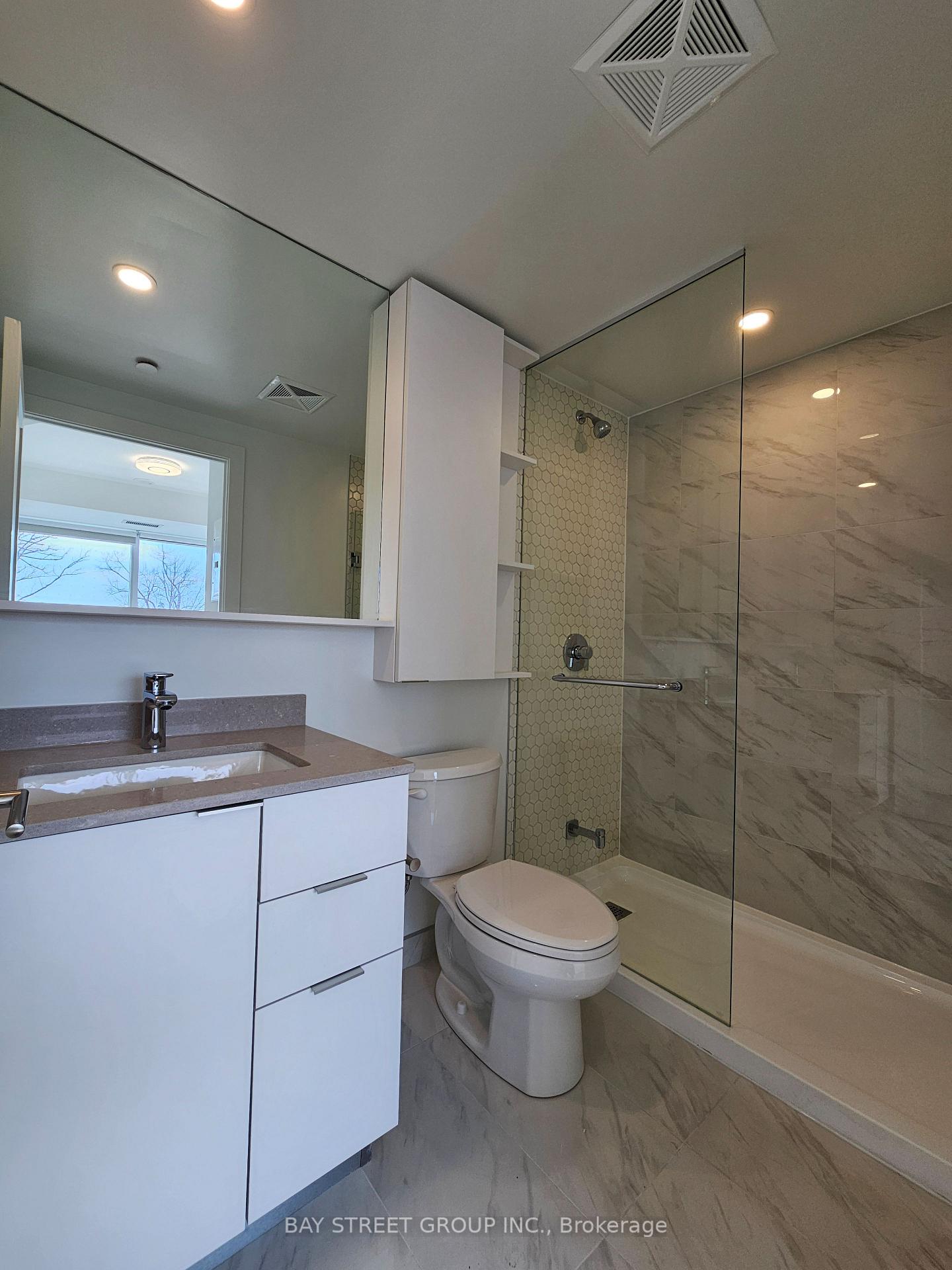 Photo 7 of Unit 312, 8 Cedarland Drive, Markham, Unionville — HOMEH