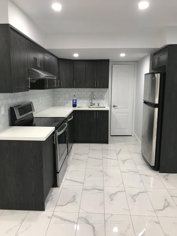 Photo 5 of 7 Aries Street, Brampton, Credit Valley — HOMEH