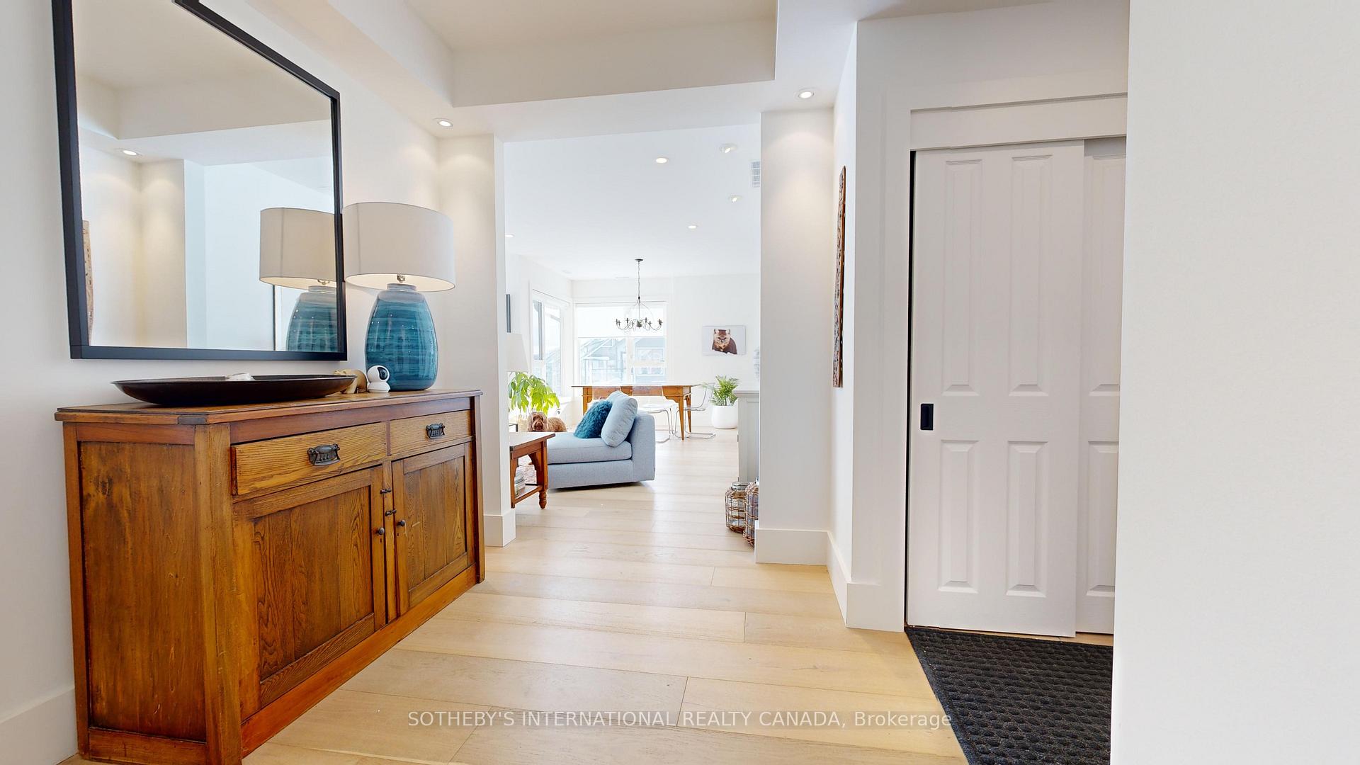Photo 3 of 540 Mariners Way, Collingwood — HOMEH