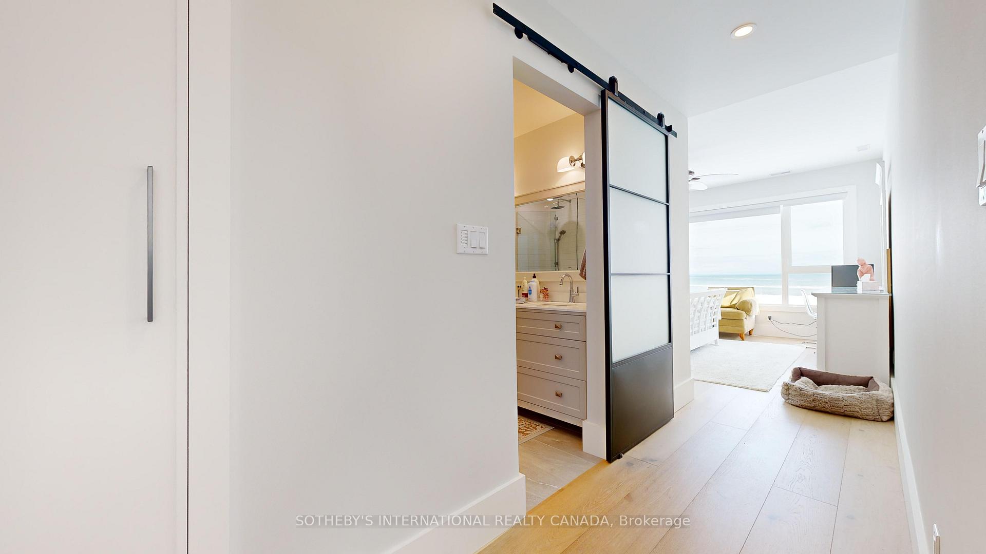 Photo 12 of 540 Mariners Way, Collingwood — HOMEH