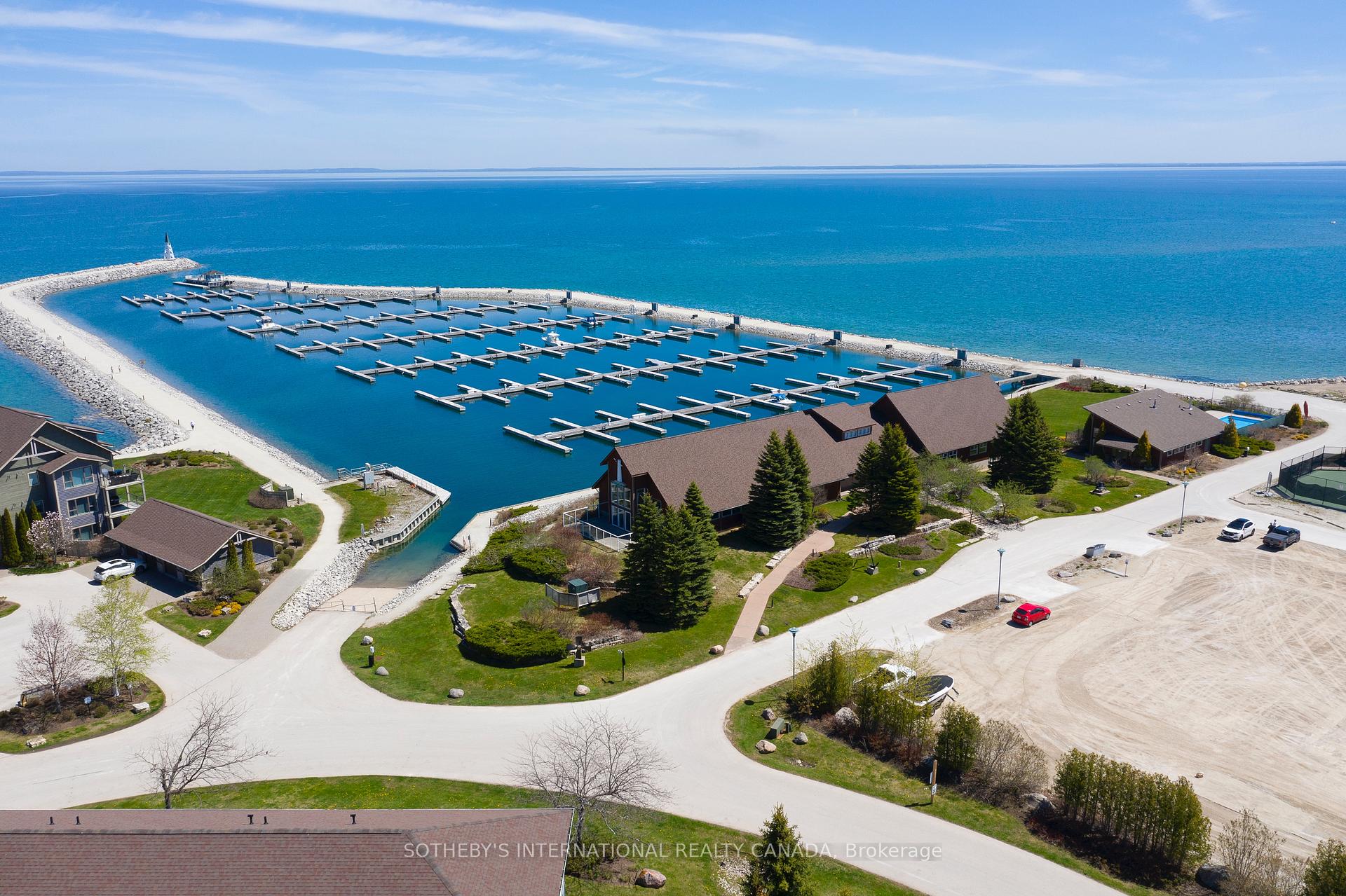 Photo 24 of 540 Mariners Way, Collingwood — HOMEH