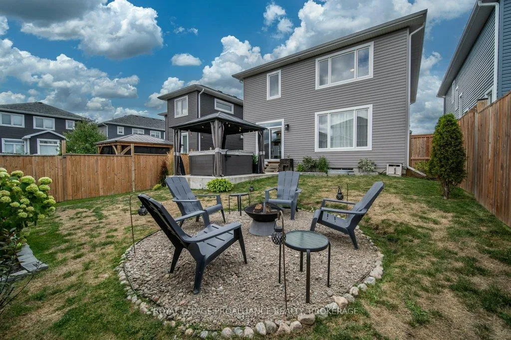 Photo 42 of 103 Pearce Street, Loyalist, Amherstview — HOMEH