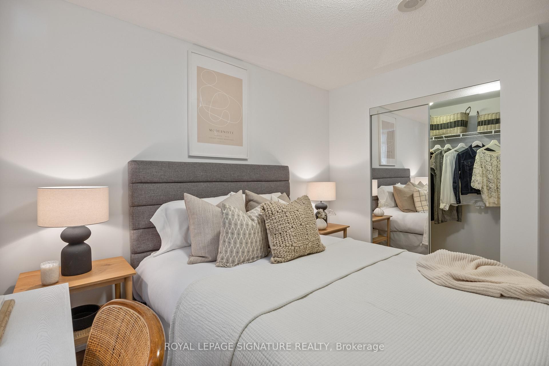 Photo 7 of Unit 110, 305 Roehampton Avenue, Toronto, Mount Pleasant East — HOMEH