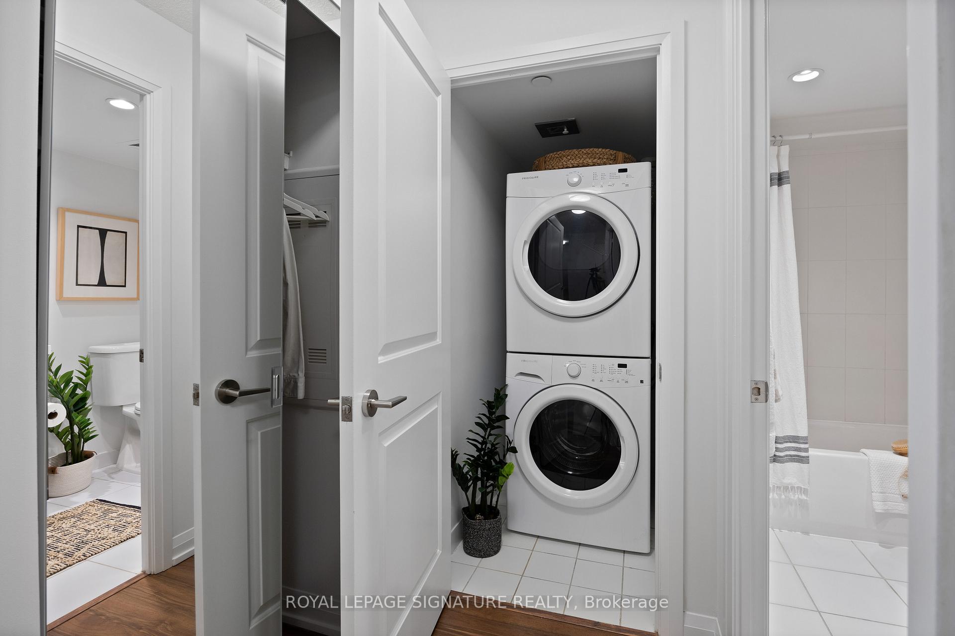 Photo 8 of Unit 110, 305 Roehampton Avenue, Toronto, Mount Pleasant East — HOMEH