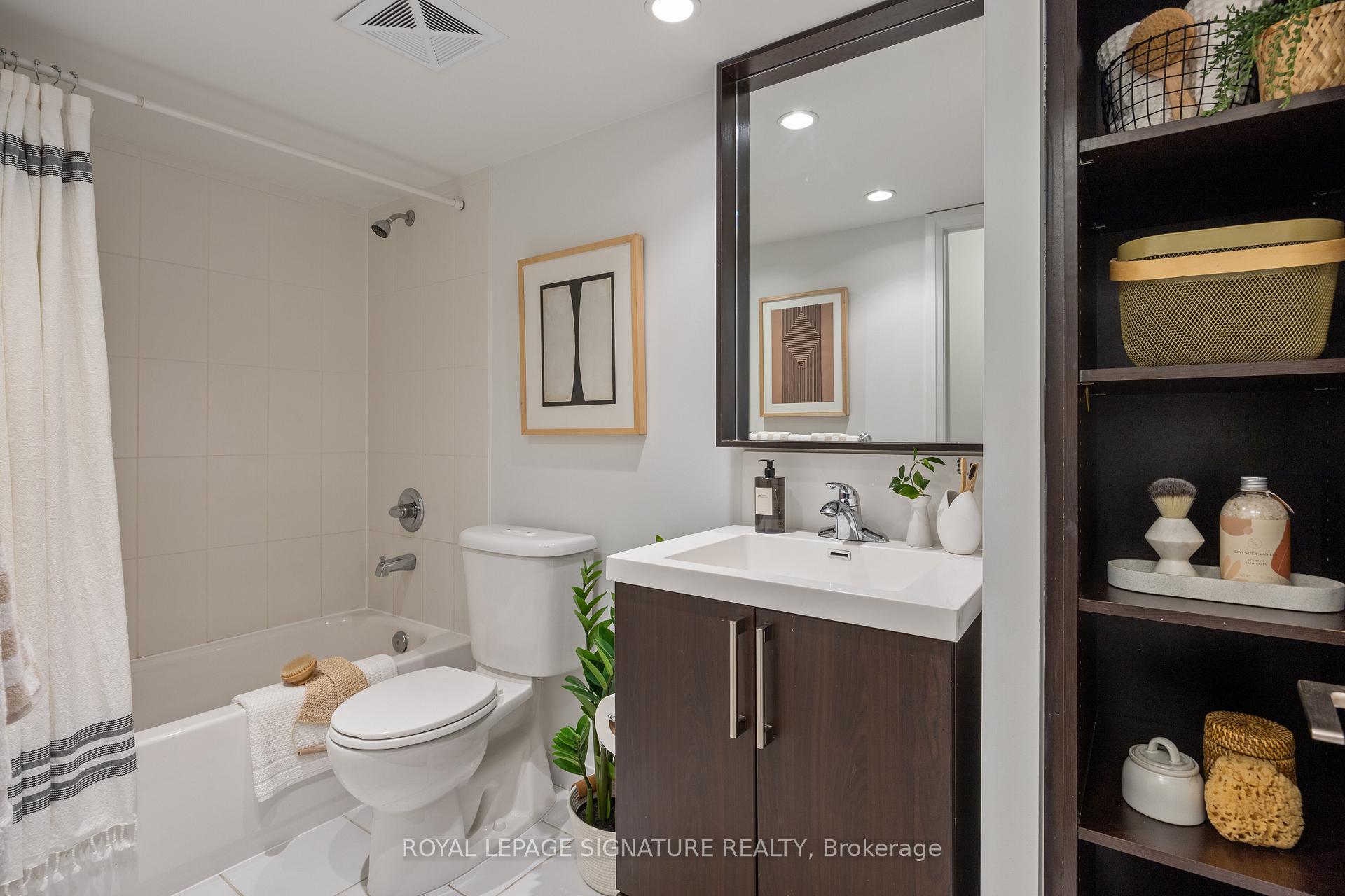 Photo 9 of Unit 110, 305 Roehampton Avenue, Toronto, Mount Pleasant East — HOMEH