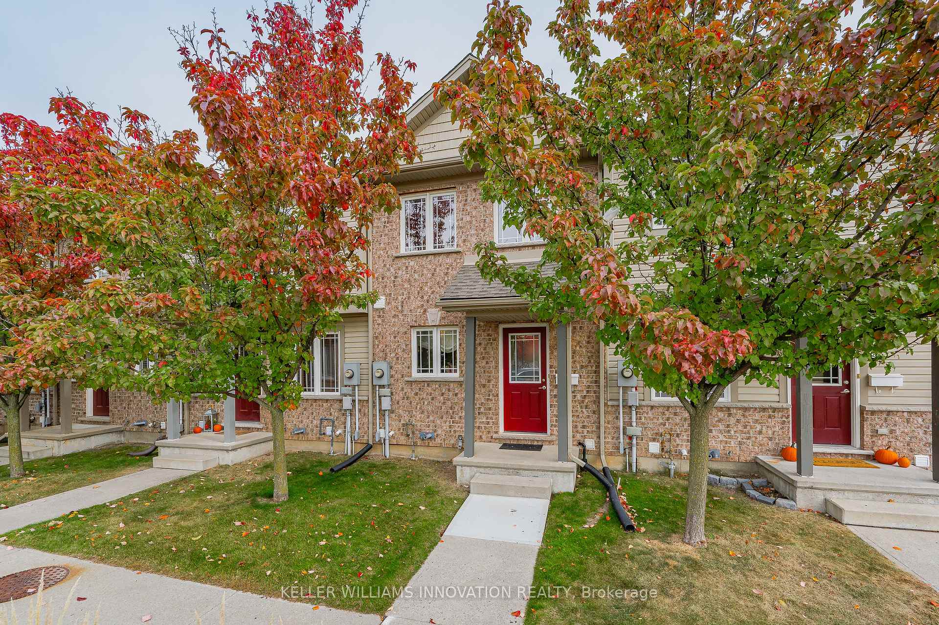 Photo 3 of Unit 50, 535 Windflower Crescent, Kitchener, Larentian West — HOMEH