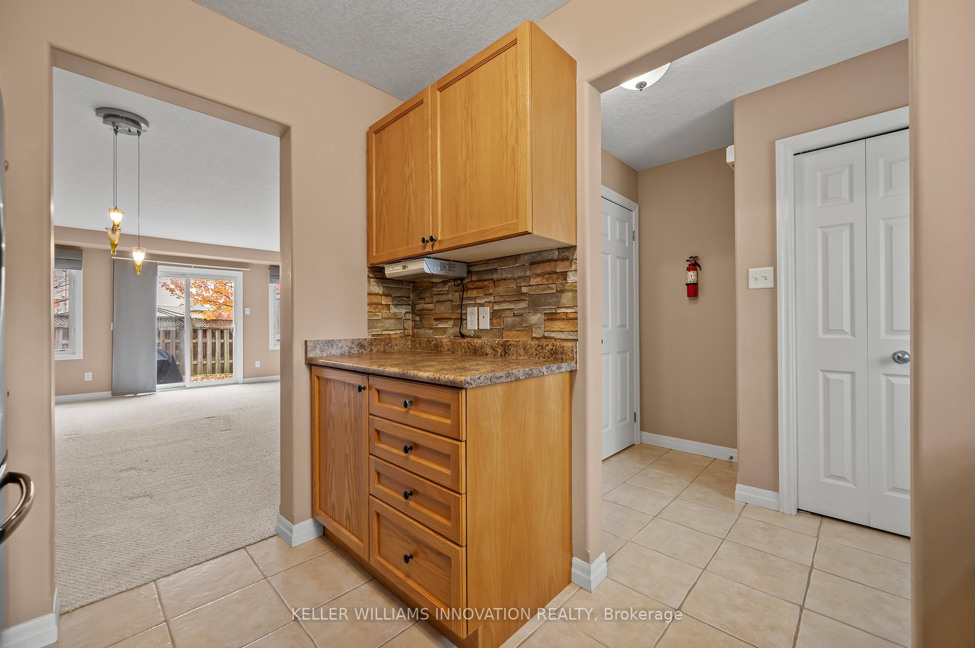 Photo 10 of Unit 50, 535 Windflower Crescent, Kitchener, Larentian West — HOMEH