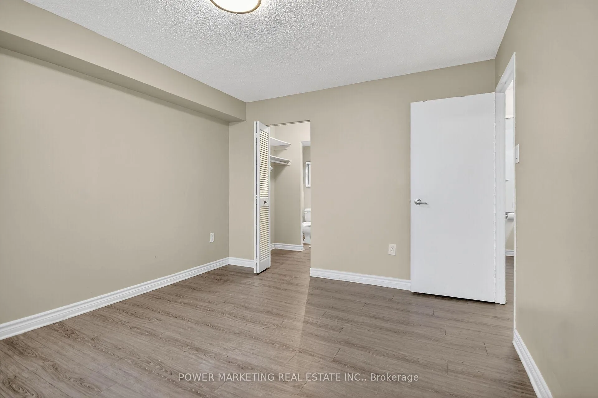 Photo 13 of Unit 2806, 500 Laurier Avenue W, Ottawa, Ottawa Centre — HOMEH