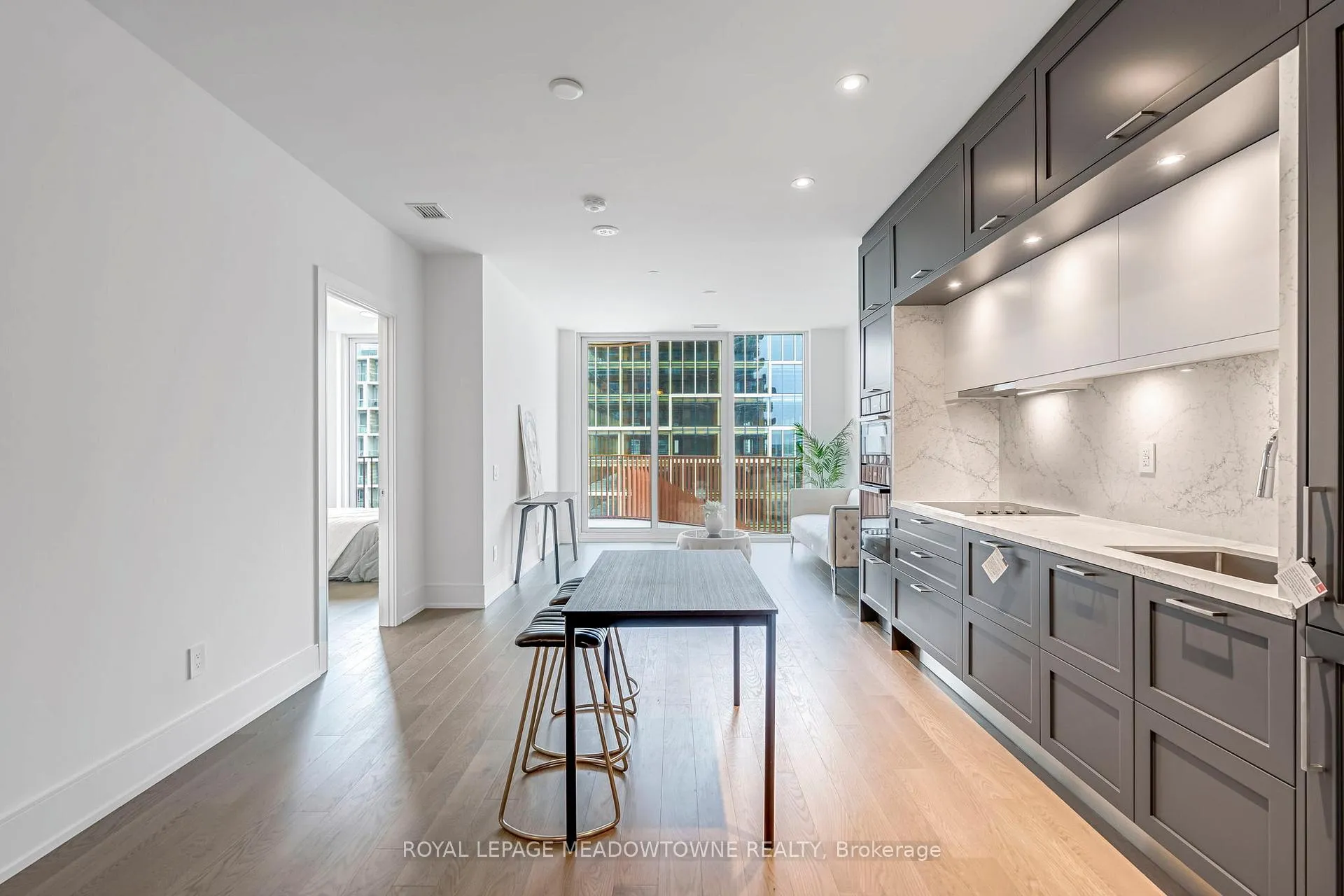 Photo 12 of Unit 826, 155 Merchants' Wharf, Toronto, Waterfront Communities — HOMEH