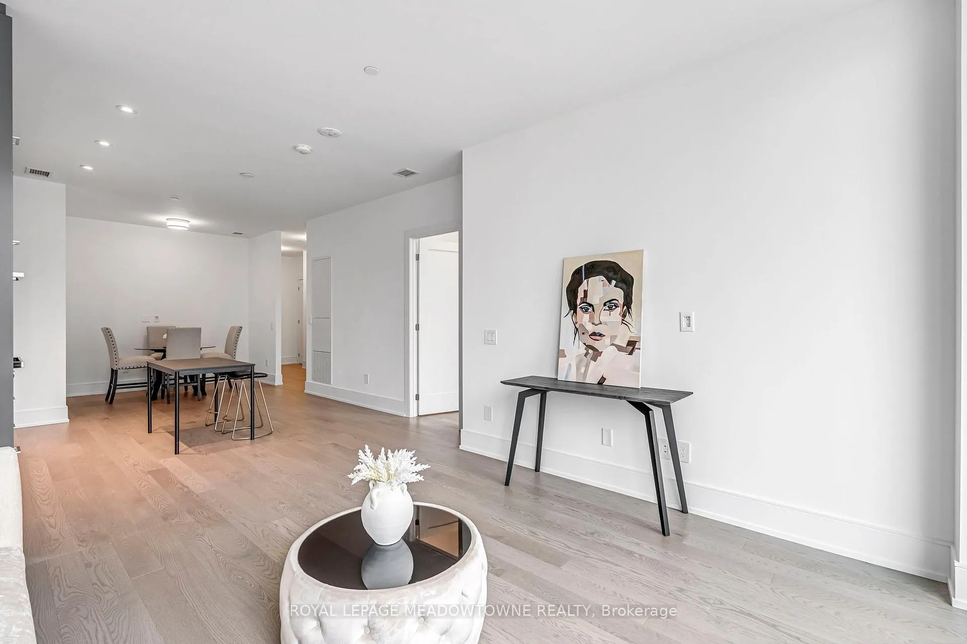 Photo 18 of Unit 826, 155 Merchants' Wharf, Toronto, Waterfront Communities — HOMEH