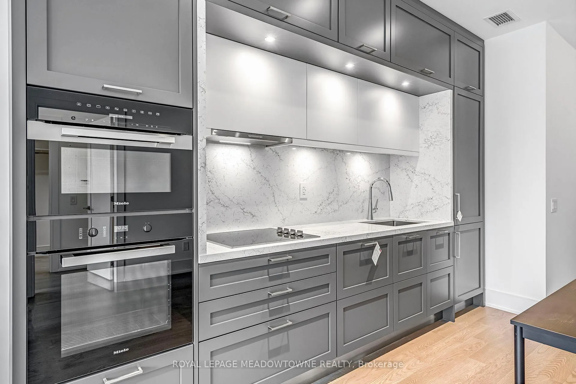 Photo 22 of Unit 826, 155 Merchants' Wharf, Toronto, Waterfront Communities — HOMEH