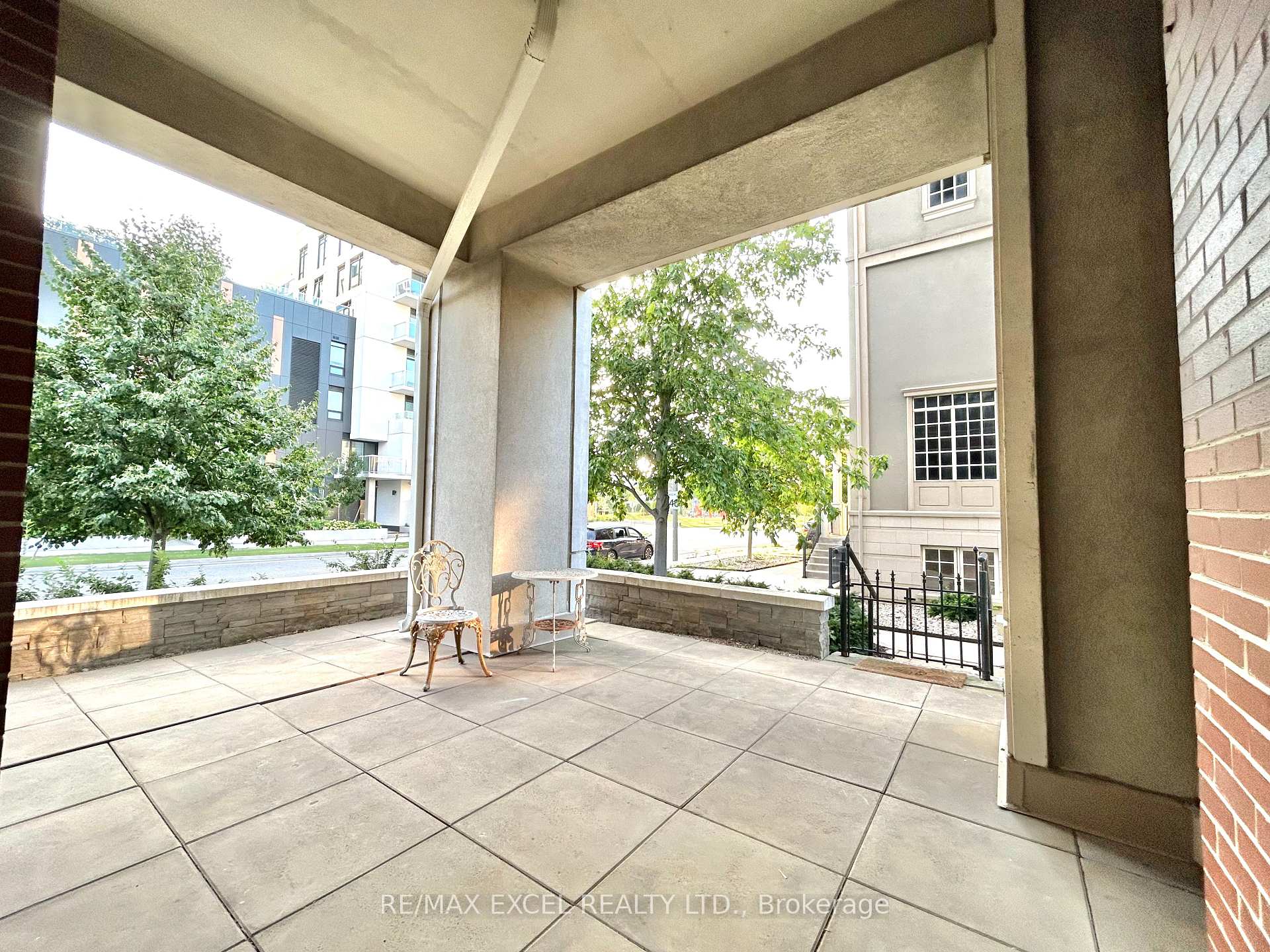 Photo 18 of Unit 110, 1 Upper Duke Crescent, Markham, Unionville — HOMEH