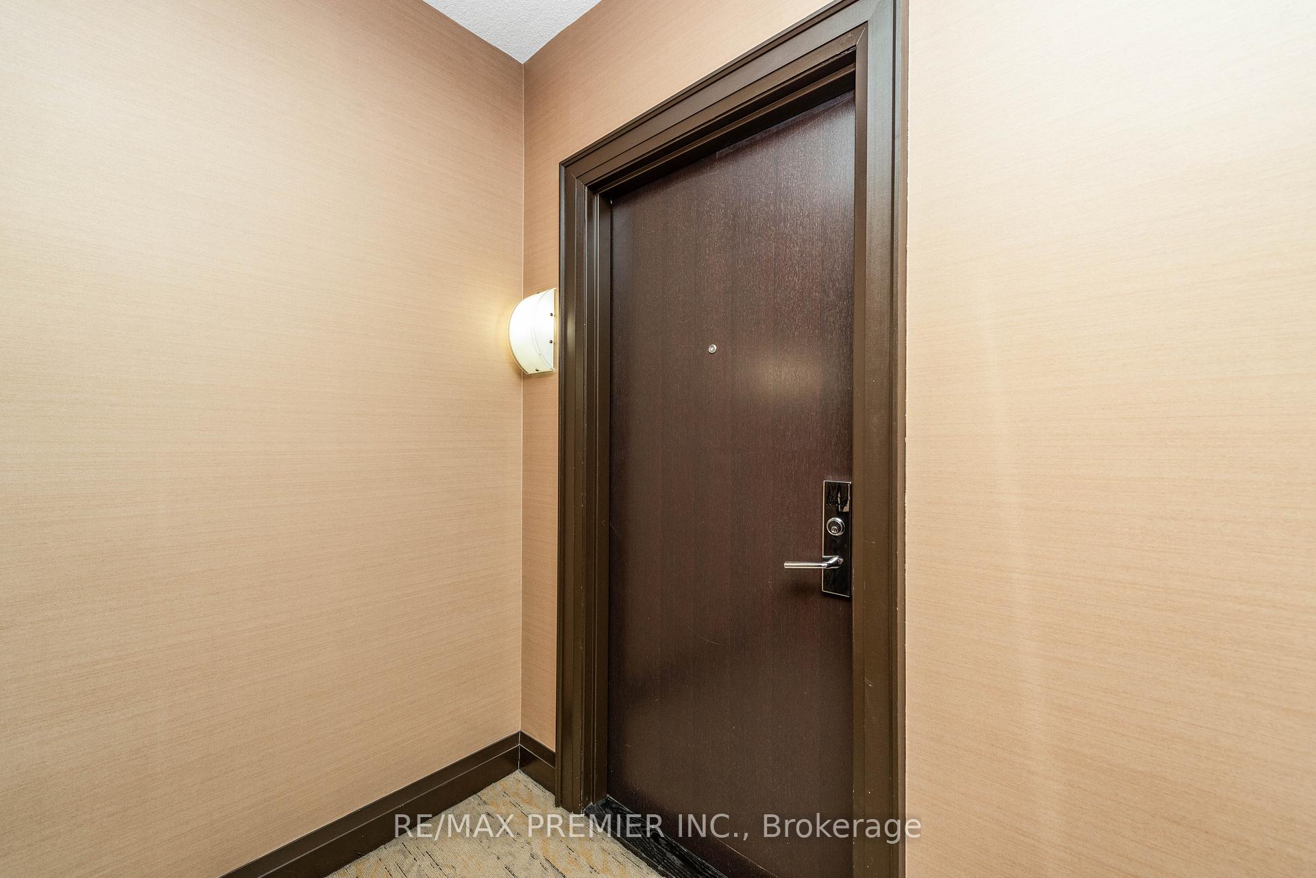 Photo 4 of Unit 1302, 151 Upper Duke Crescent, Markham, Unionville — HOMEH
