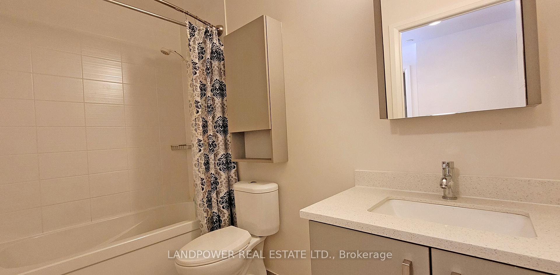 Photo 10 of Unit 703, 28 Uptown Drive, Markham, Unionville — HOMEH