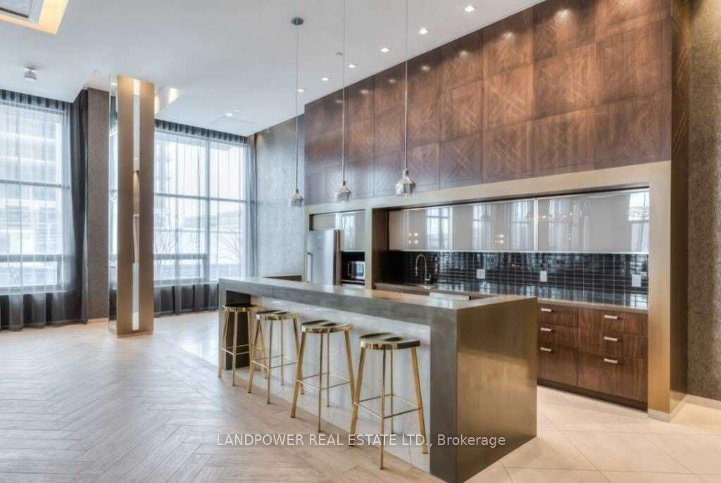 Photo 13 of Unit 703, 28 Uptown Drive, Markham, Unionville — HOMEH