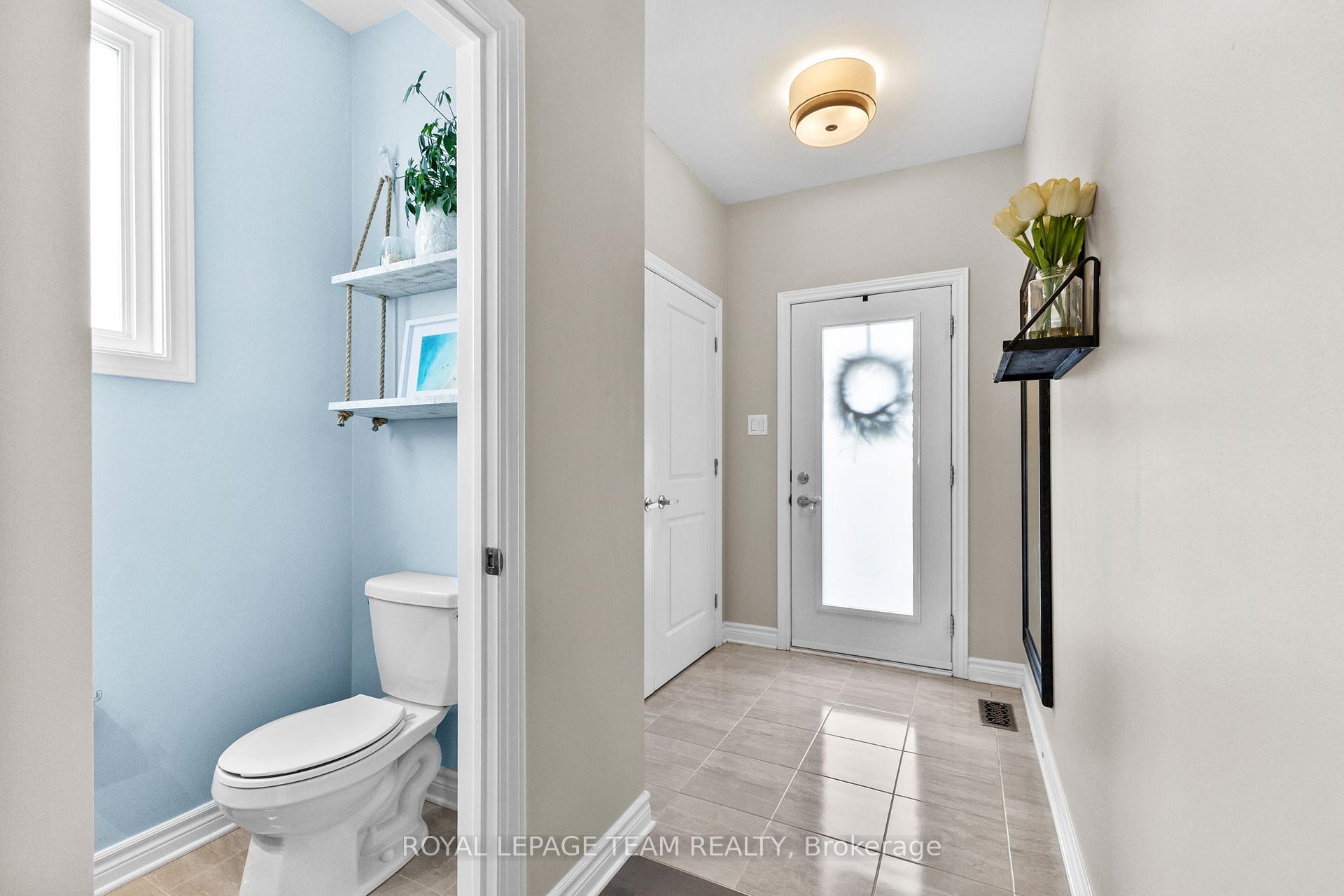 Photo 3 of 270 Munro Street, Carleton Place — HOMEH
