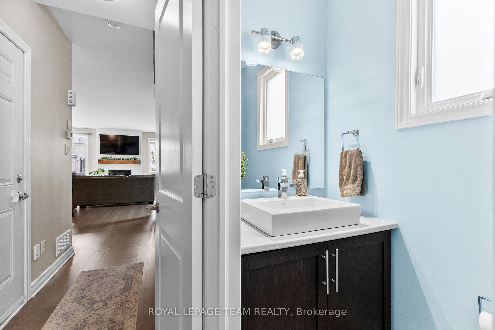 Photo 4 of 270 Munro Street, Carleton Place — HOMEH