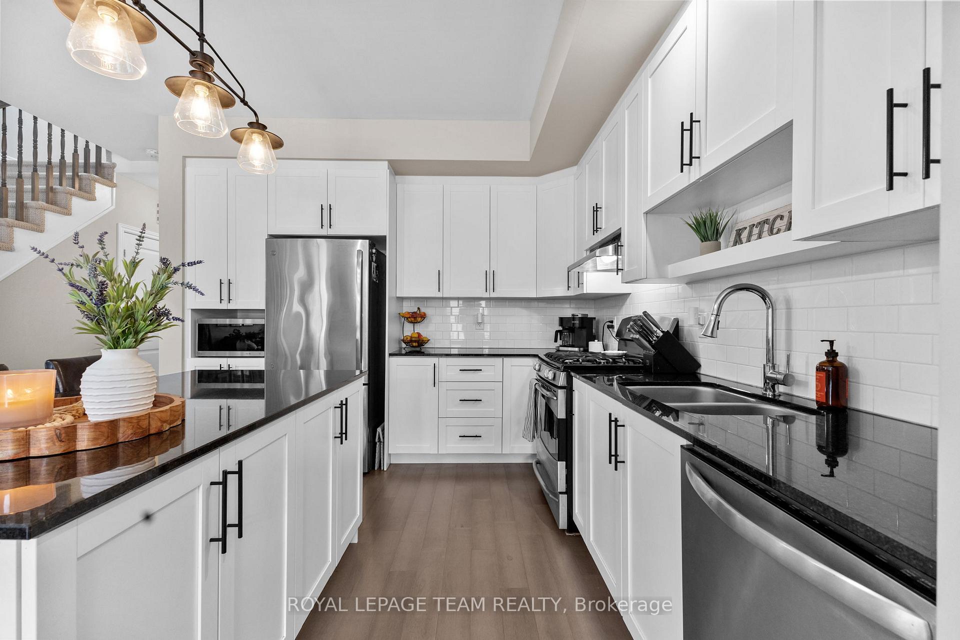 Photo 9 of 270 Munro Street, Carleton Place — HOMEH