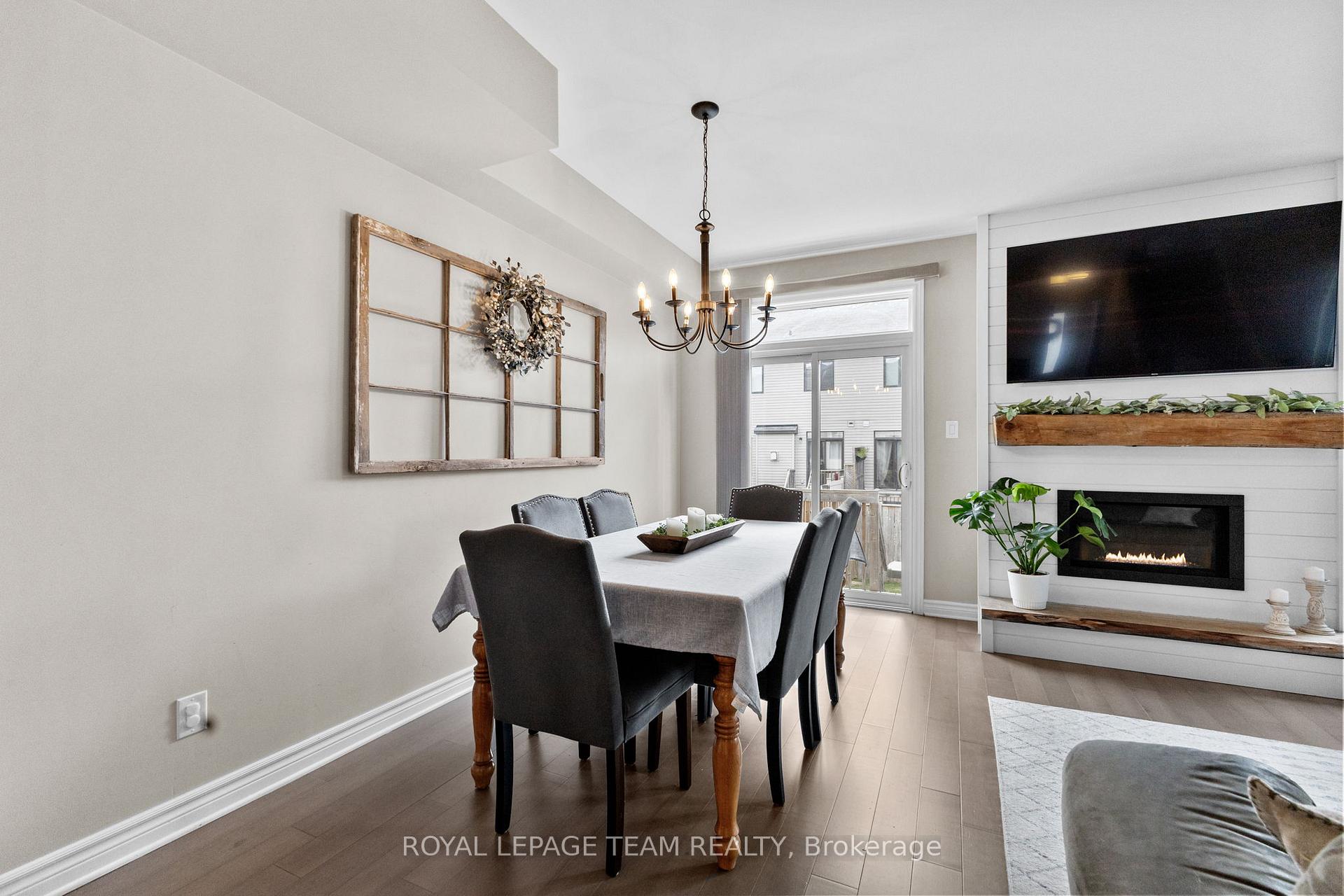 Photo 11 of 270 Munro Street, Carleton Place — HOMEH