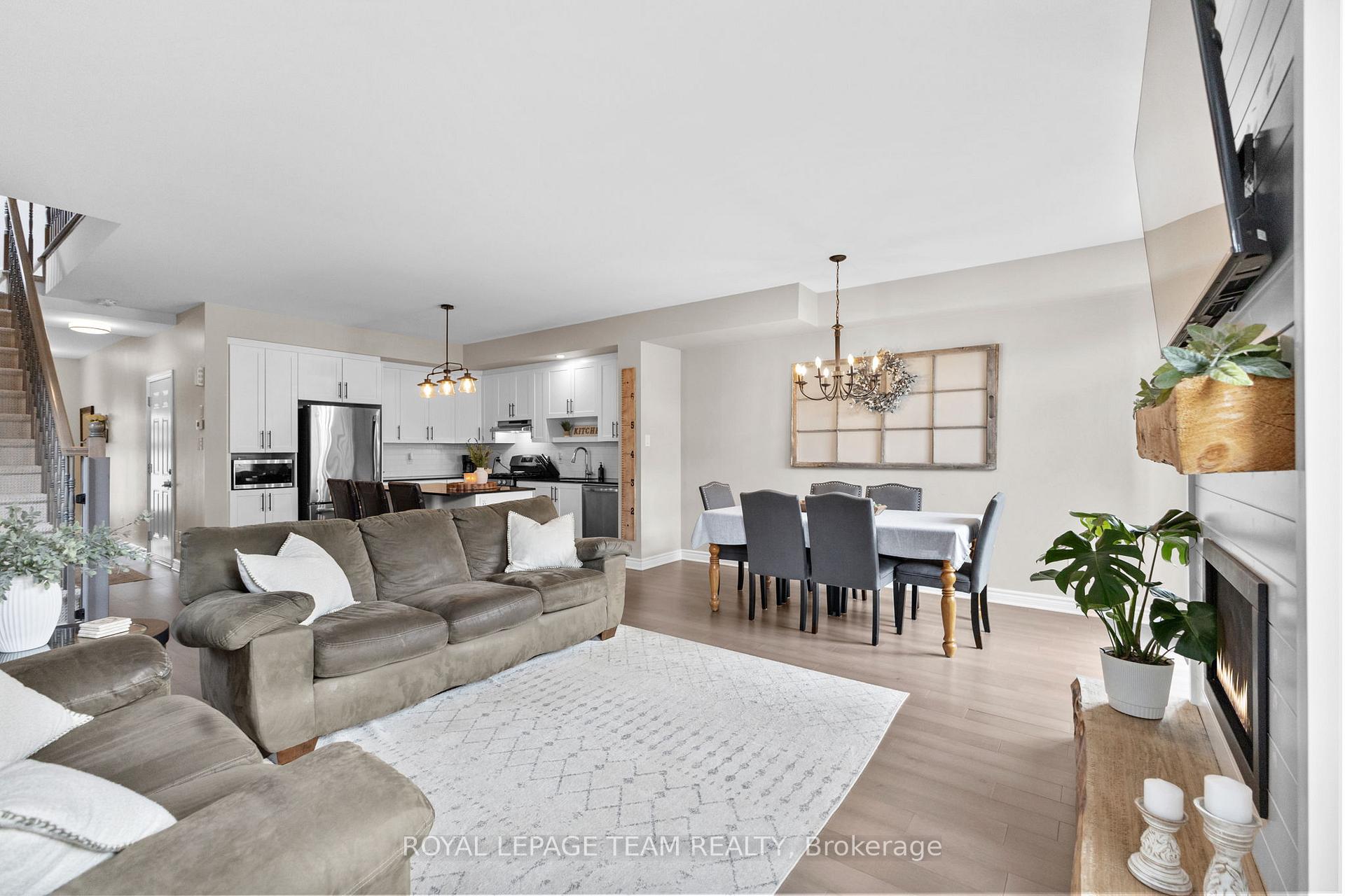 Photo 14 of 270 Munro Street, Carleton Place — HOMEH