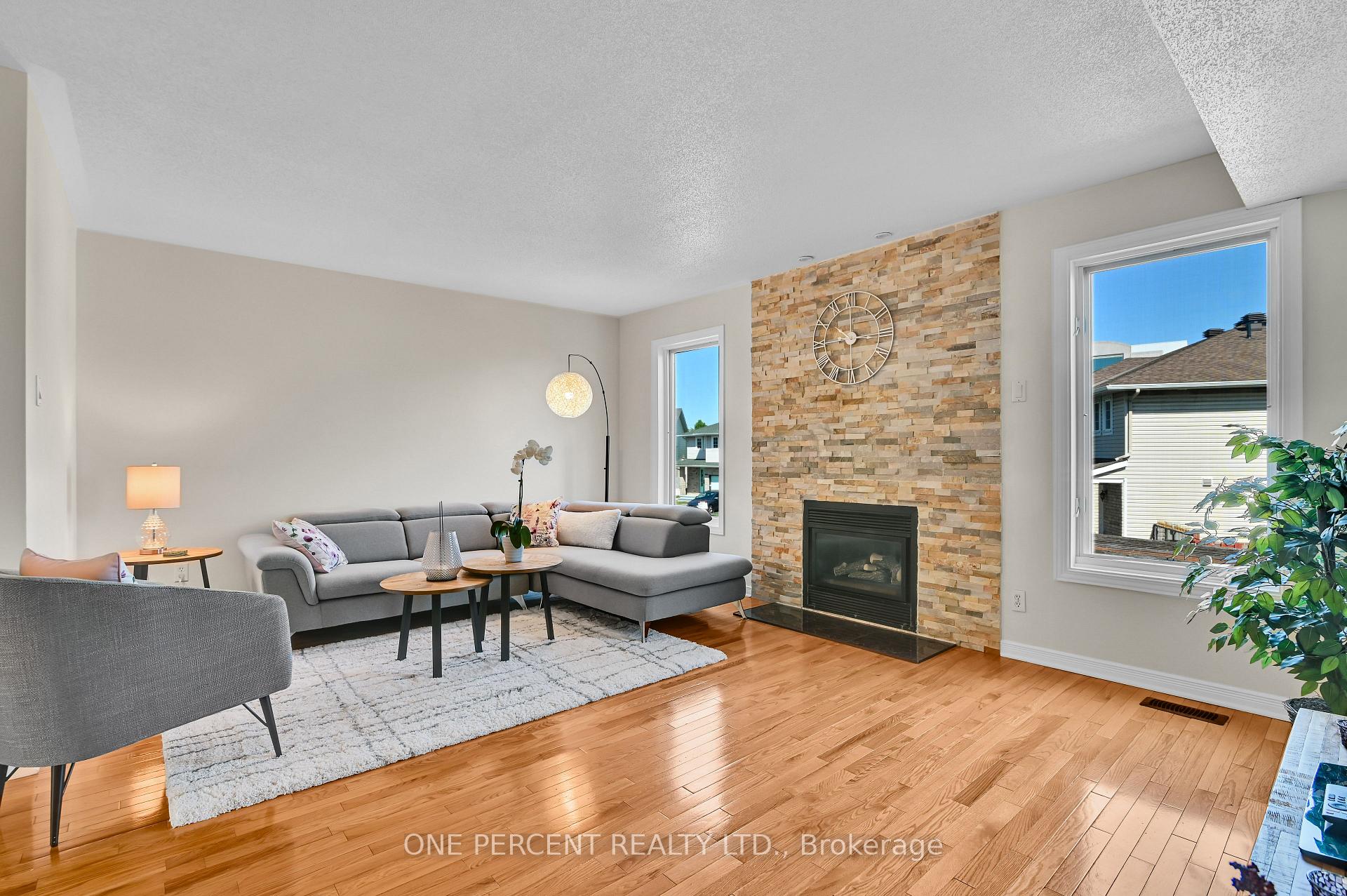 Photo 13 of 2572 Alanis Private, Ottawa, Emerald Woods/Sawmill Creek — HOMEH