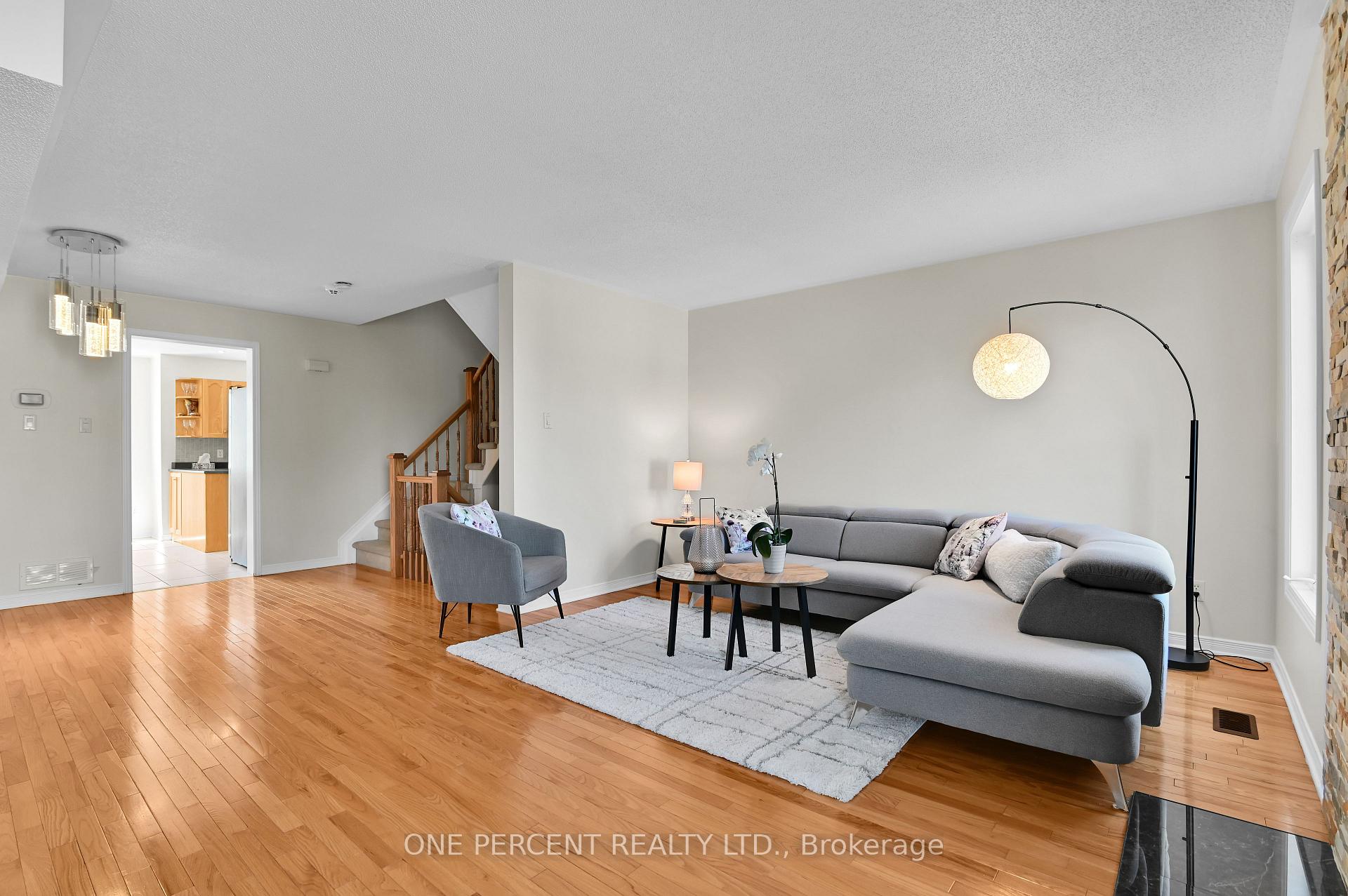 Photo 12 of 2572 Alanis Private, Ottawa, Emerald Woods/Sawmill Creek — HOMEH