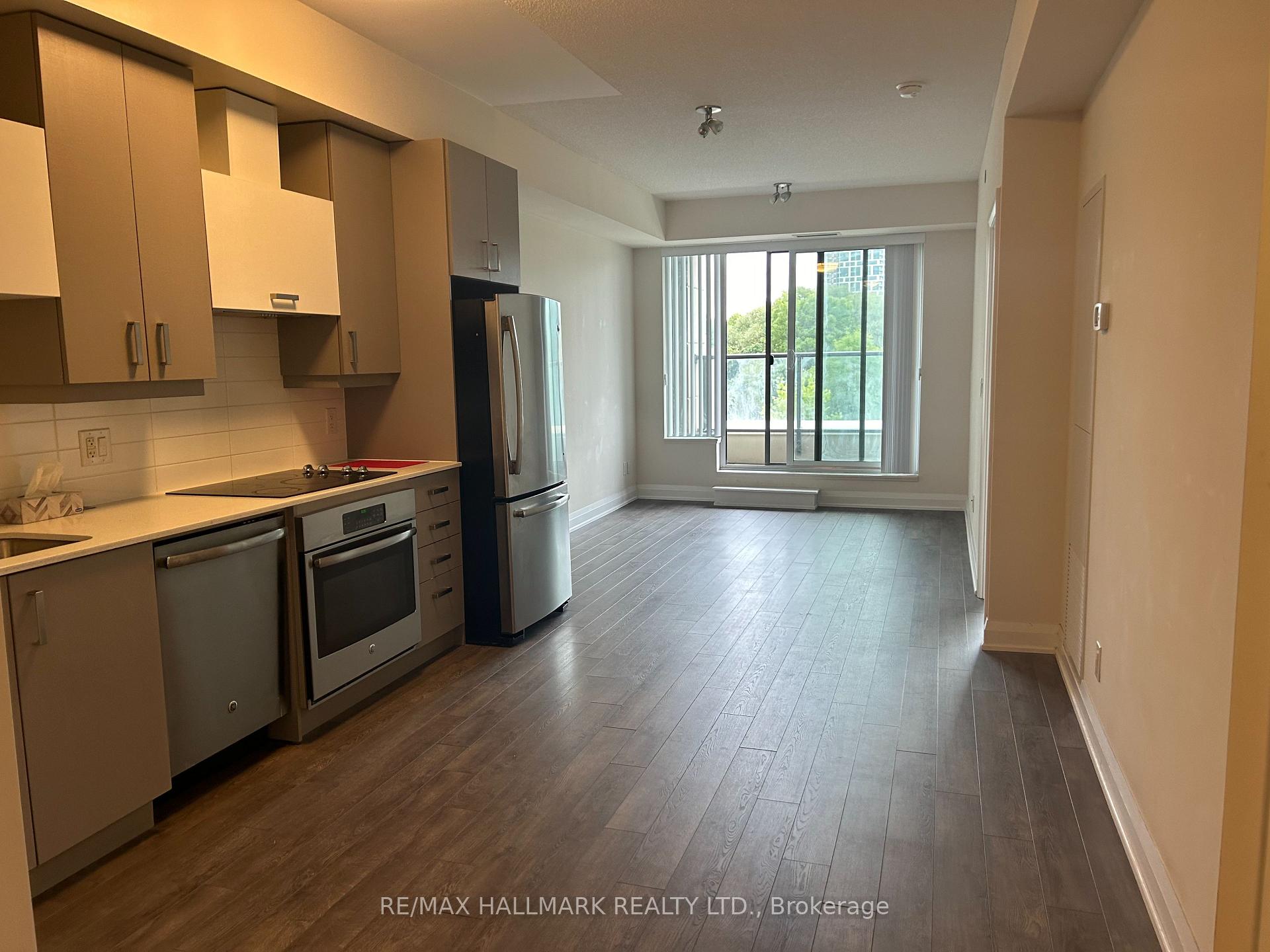 Photo 5 of Unit 323, 18 Uptown Drive, Markham, Unionville — HOMEH