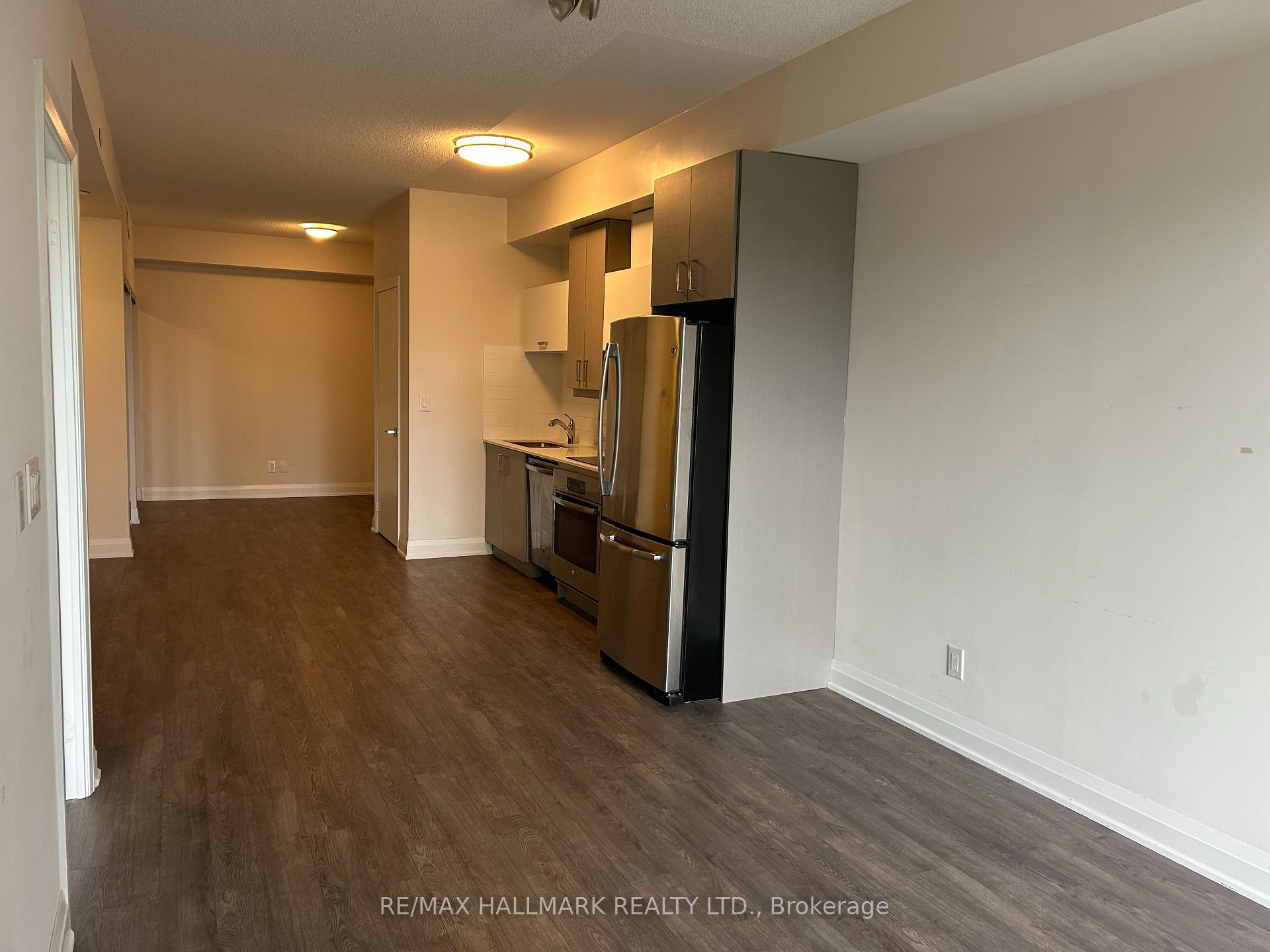Photo 6 of Unit 323, 18 Uptown Drive, Markham, Unionville — HOMEH
