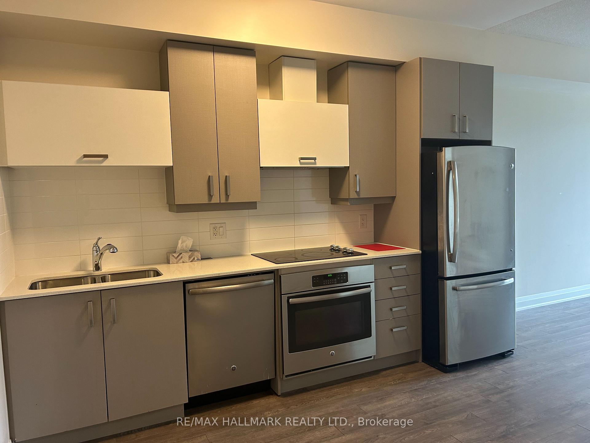 Photo 7 of Unit 323, 18 Uptown Drive, Markham, Unionville — HOMEH