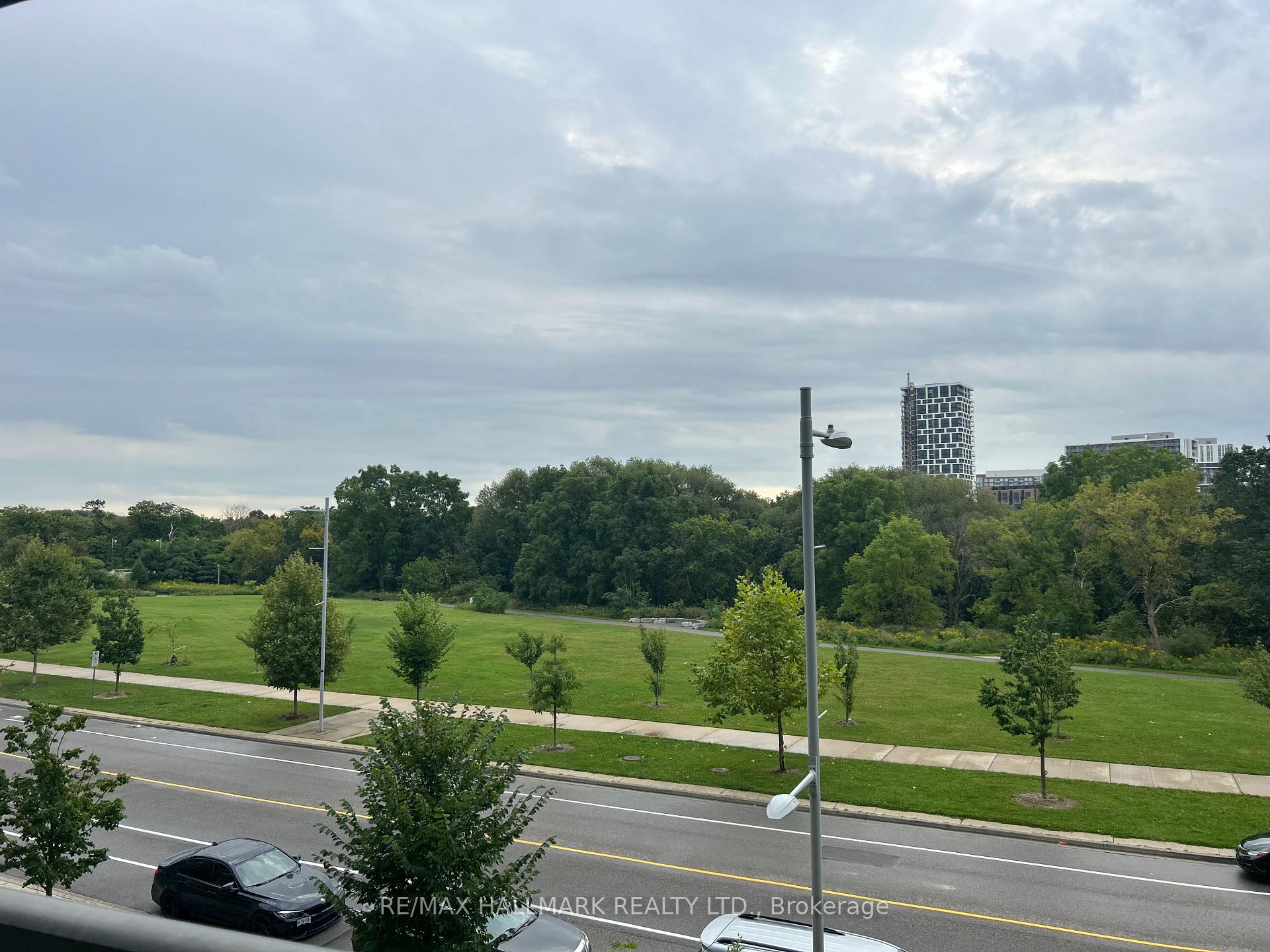 Photo 19 of Unit 323, 18 Uptown Drive, Markham, Unionville — HOMEH