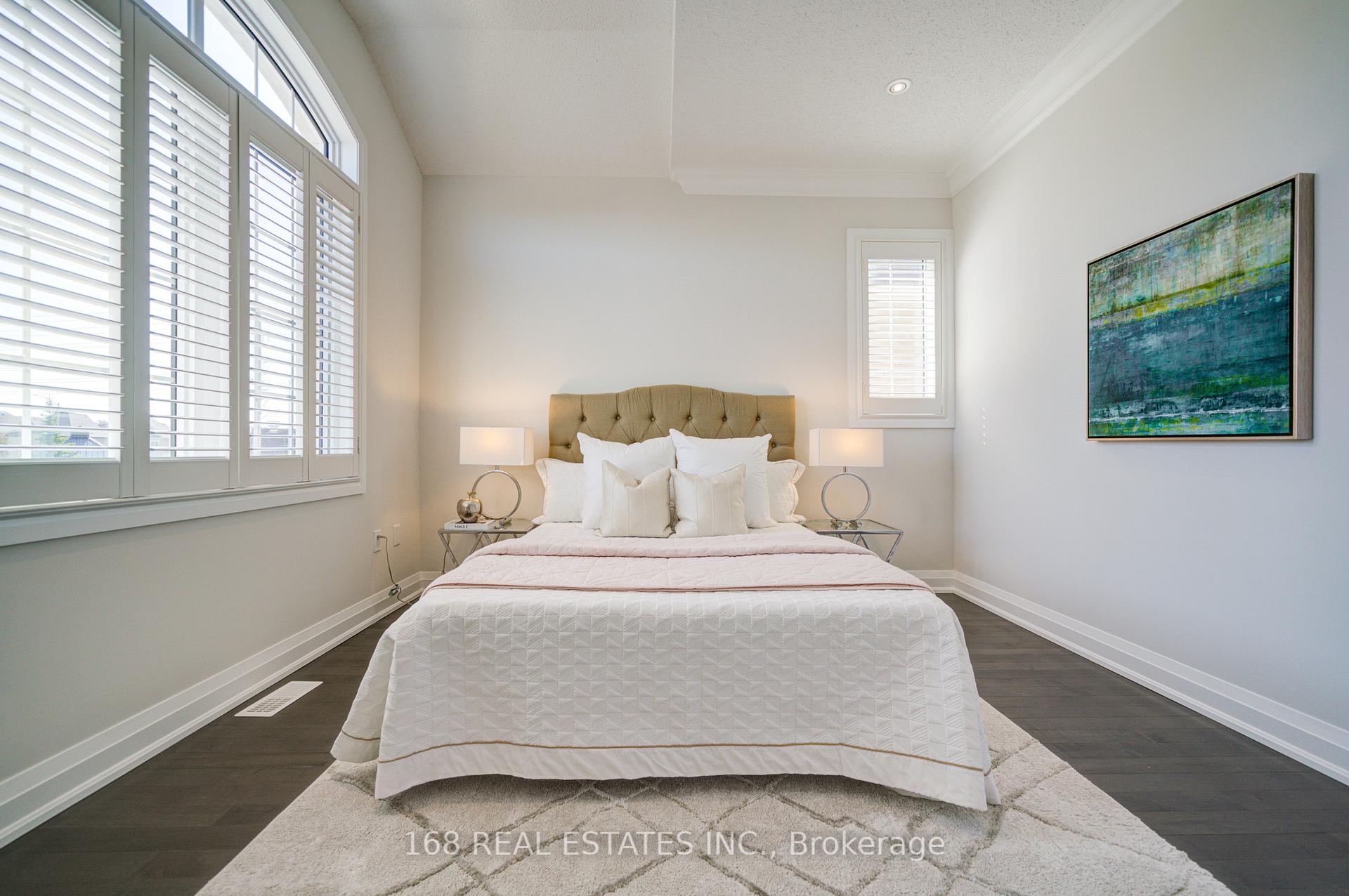 Photo 19 of 392 Thomas Philips Drive, Aurora, Rural Aurora — HOMEH