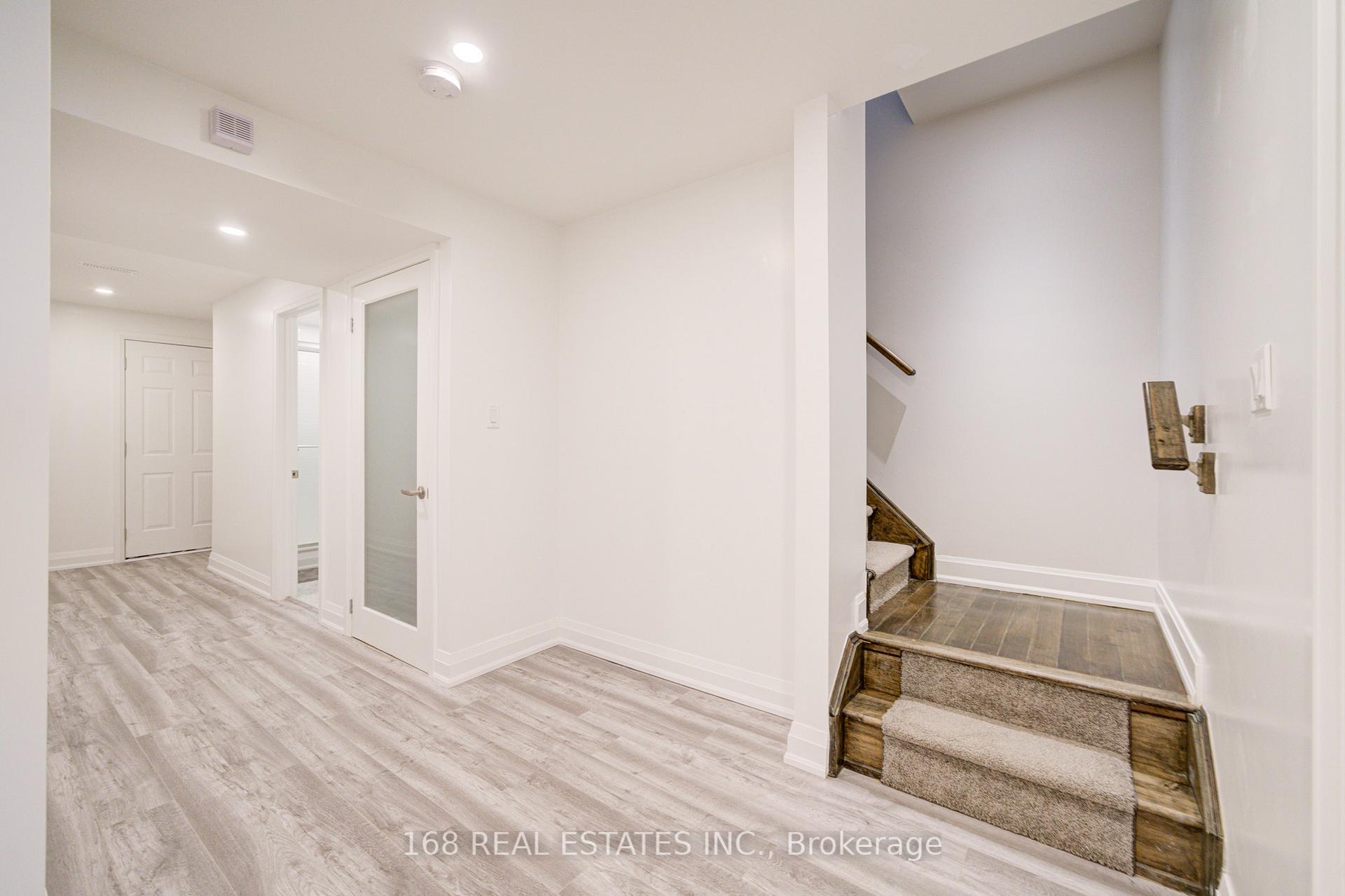 Photo 30 of 392 Thomas Philips Drive, Aurora, Rural Aurora — HOMEH