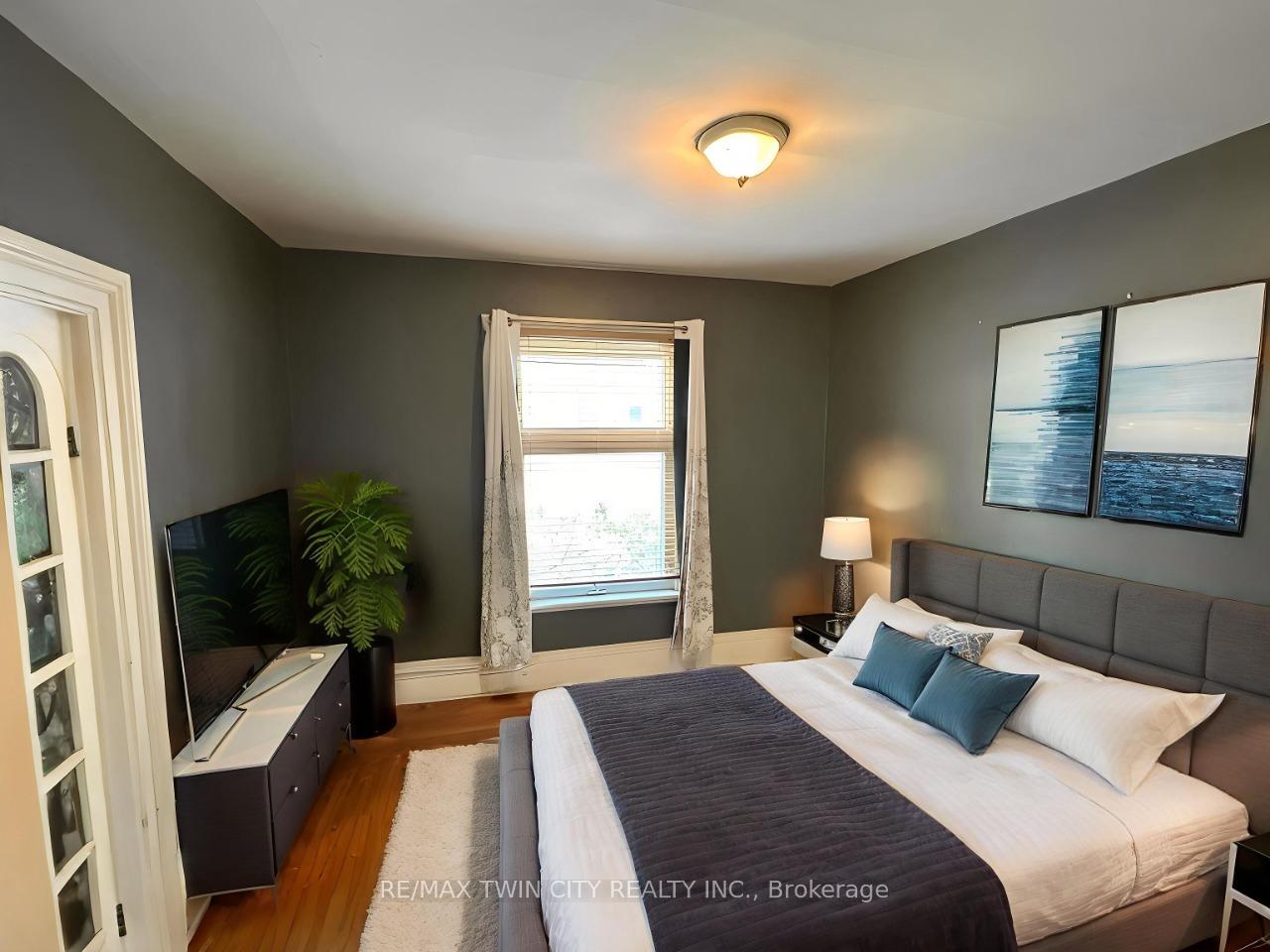 Photo 11 of 19 Brighton Avenue, Brant, Brantford Twp — HOMEH