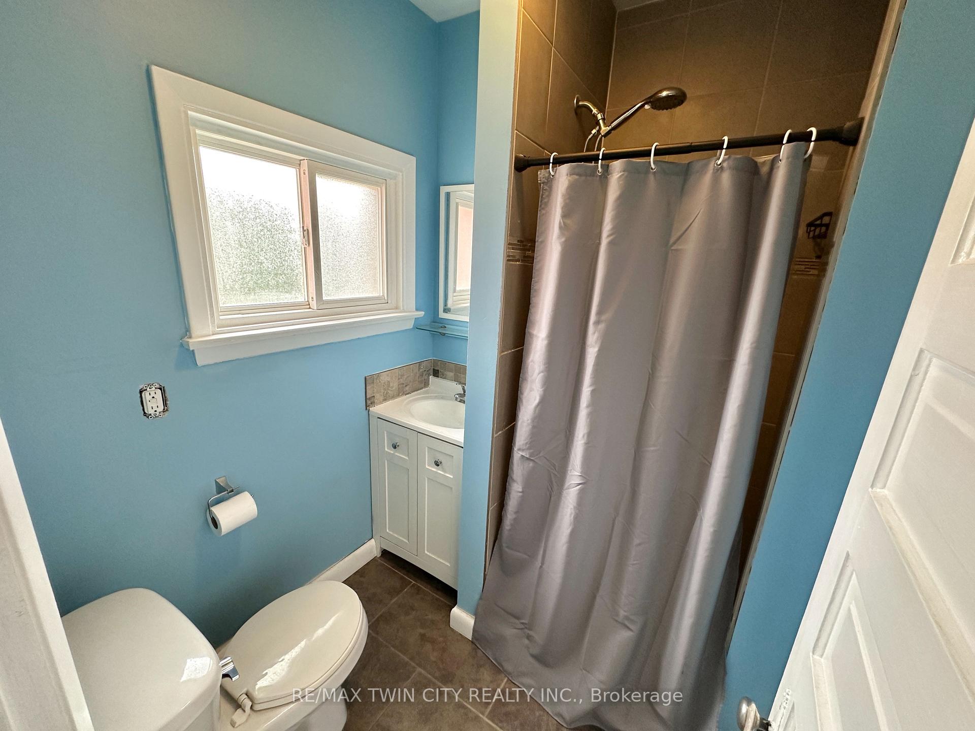Photo 34 of 19 Brighton Avenue, Brant, Brantford Twp — HOMEH