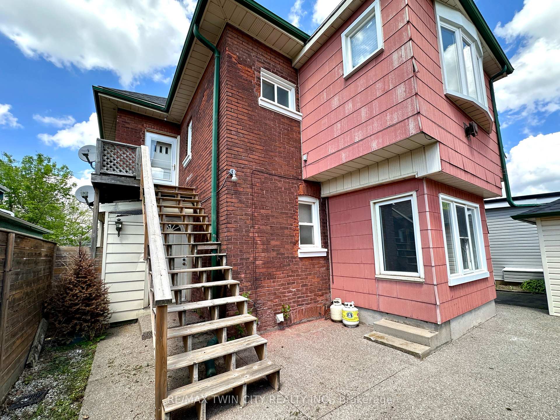 Photo 39 of 19 Brighton Avenue, Brant, Brantford Twp — HOMEH