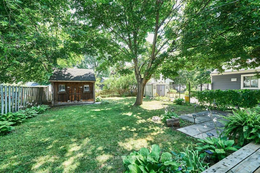 Photo 4 of 13 Windsor Avenue, Ajax, Central — HOMEH