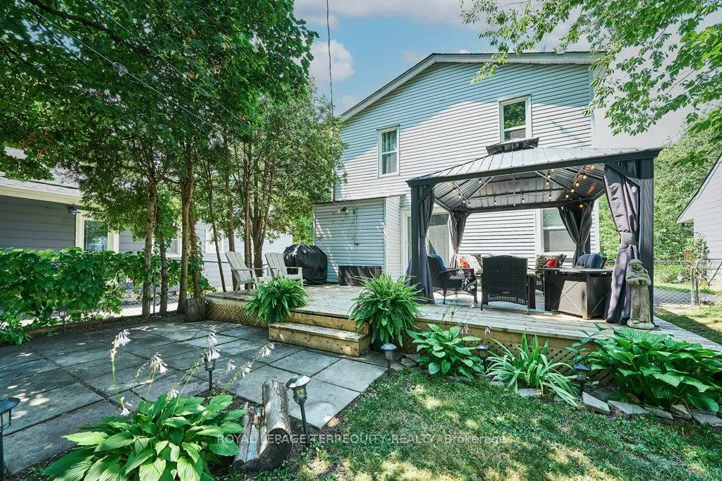 Photo 6 of 13 Windsor Avenue, Ajax, Central — HOMEH