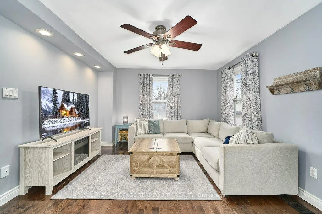 Photo 18 of 13 Windsor Avenue, Ajax, Central — HOMEH