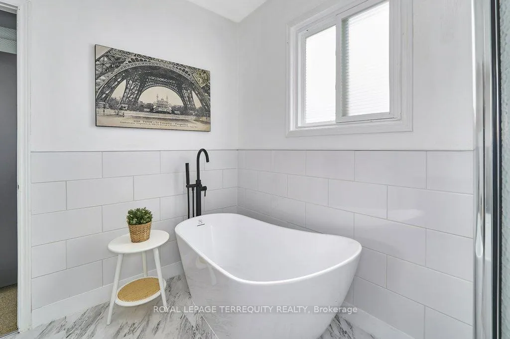 Photo 35 of 13 Windsor Avenue, Ajax, Central — HOMEH